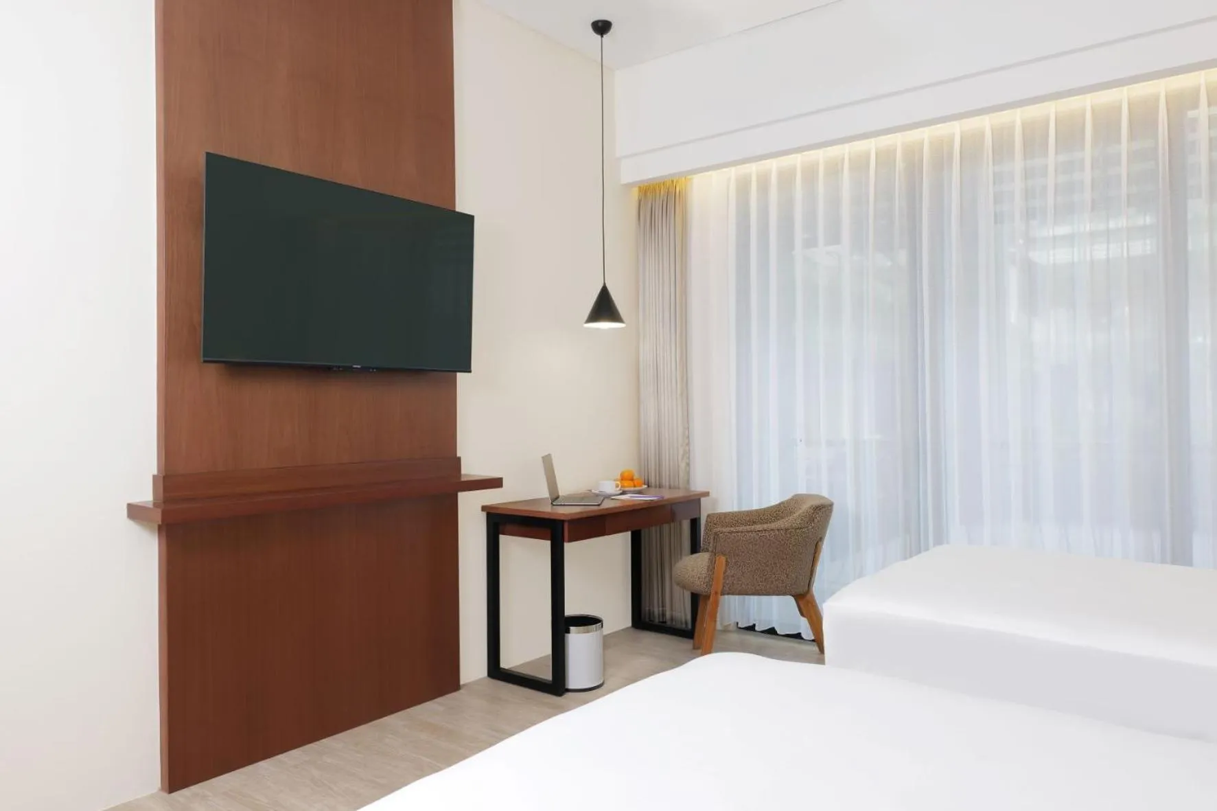 TV and multimedia, Bed in FOX HARRIS Hotel & Convention Banjarnegara