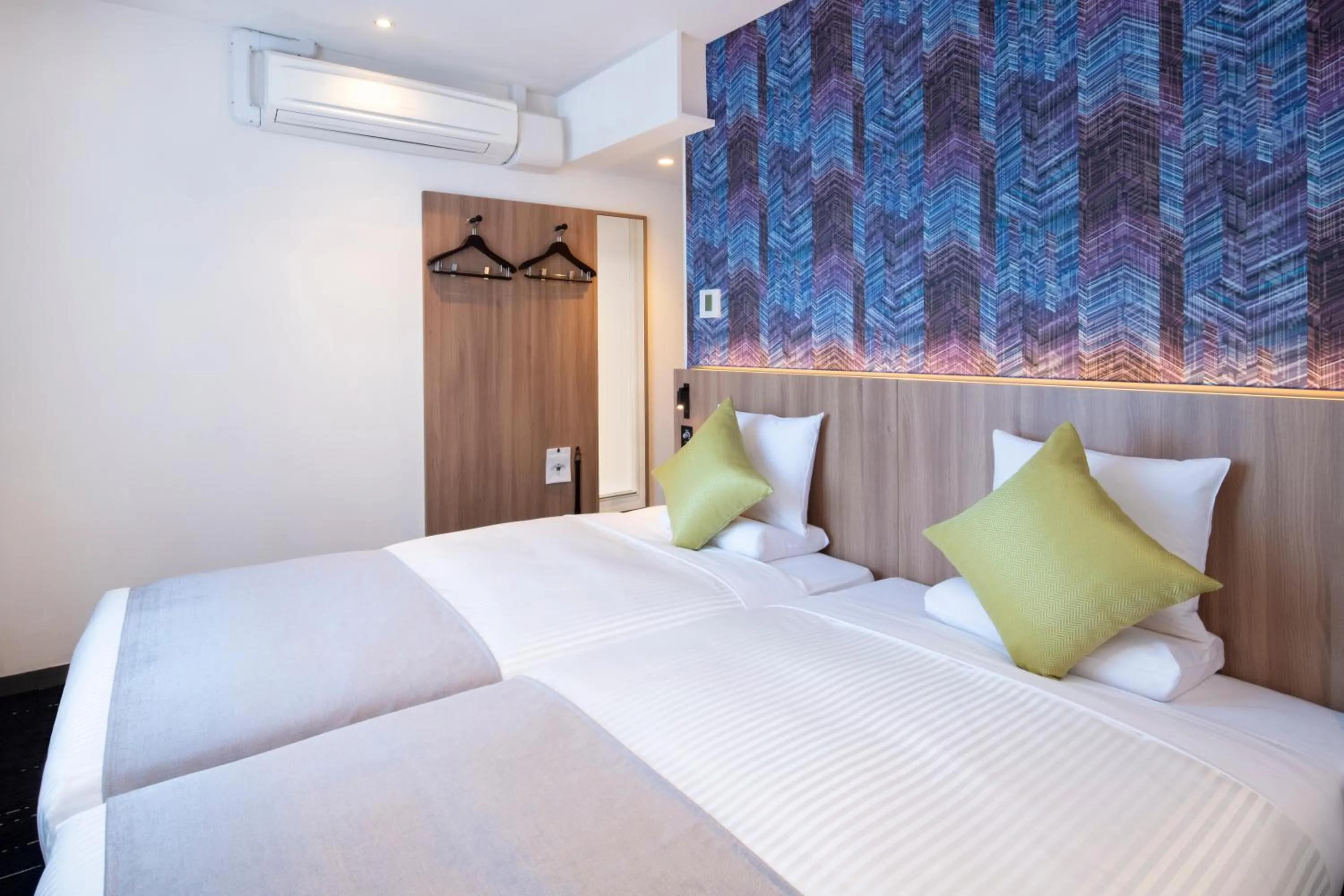 Photo of the whole room, Bed in HOTEL MYSTAYS Nishi Shinjuku