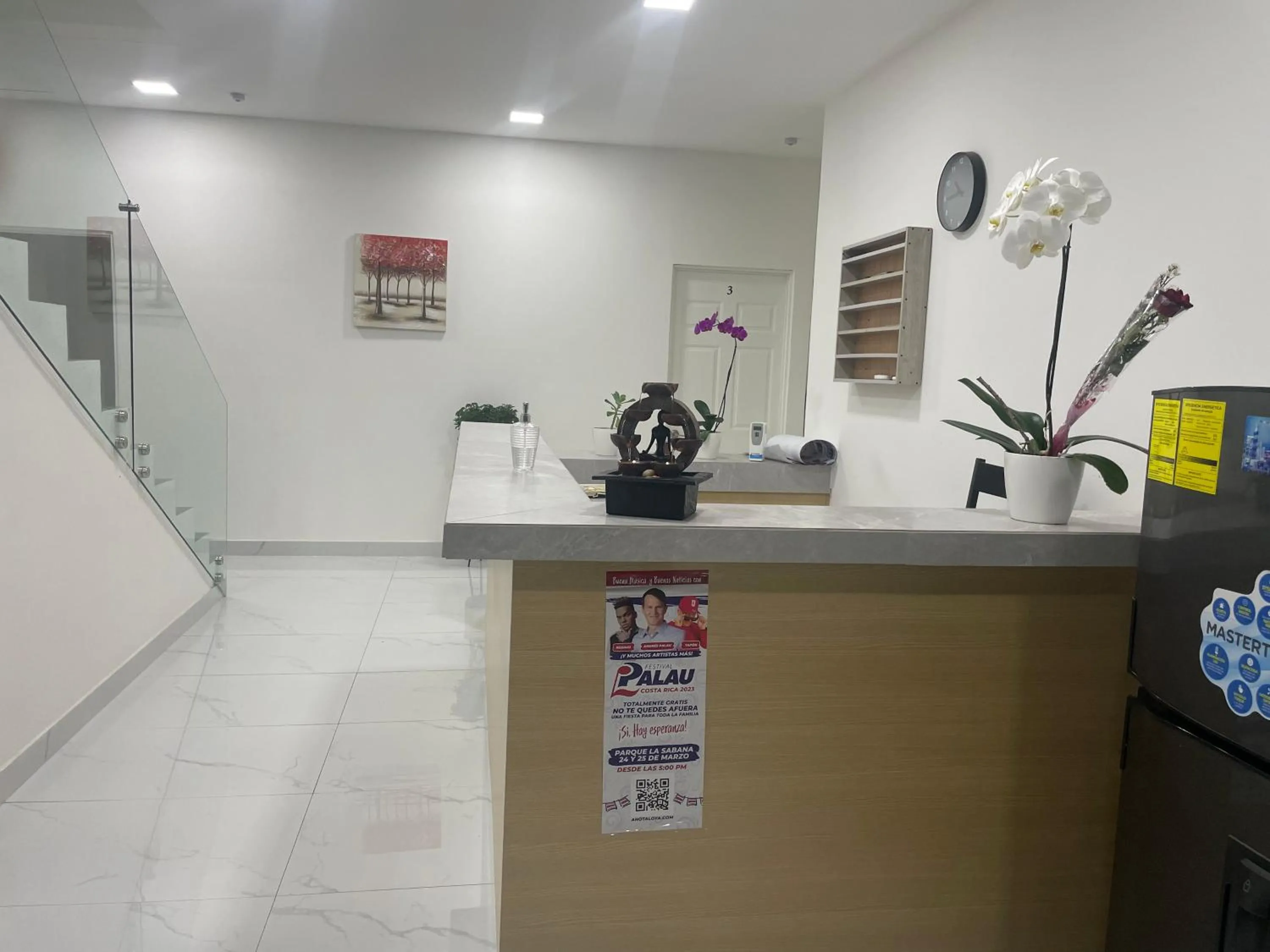 Kitchen or kitchenette in Hotel Sabana Inn