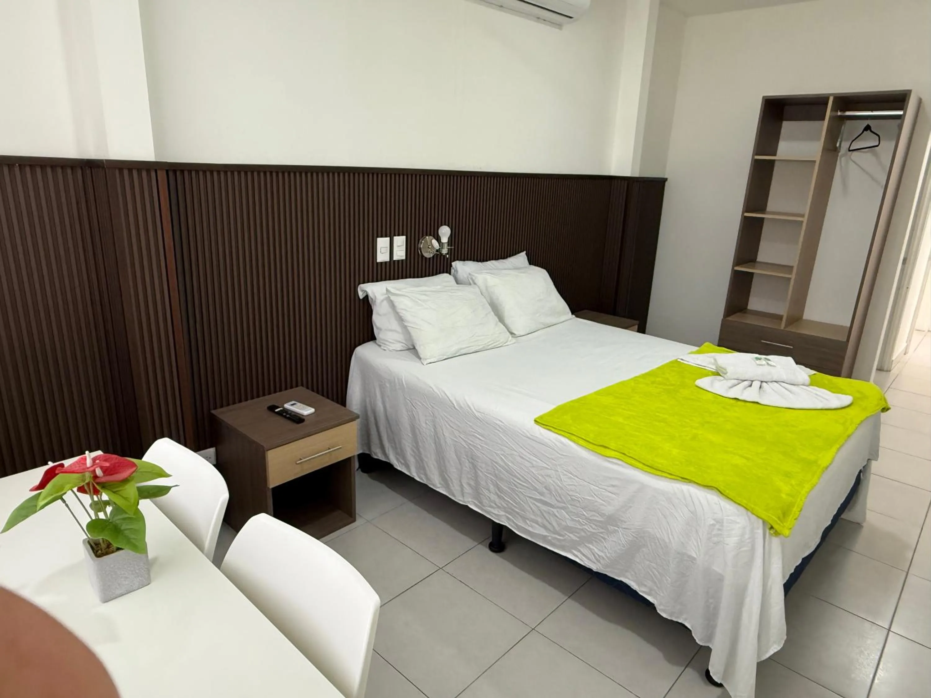 Bed in Hotel Sabana Inn