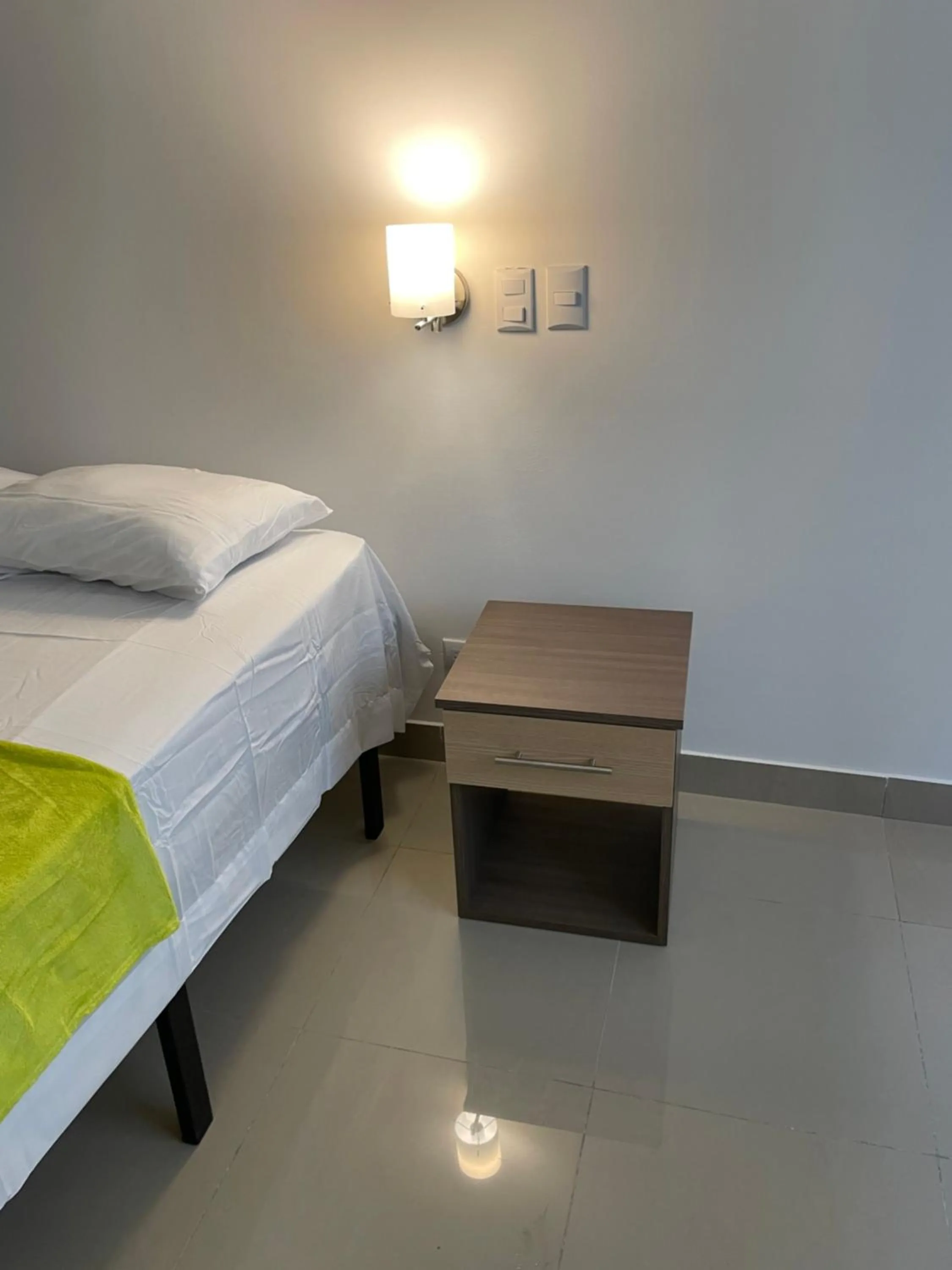Bed in Hotel Sabana Inn