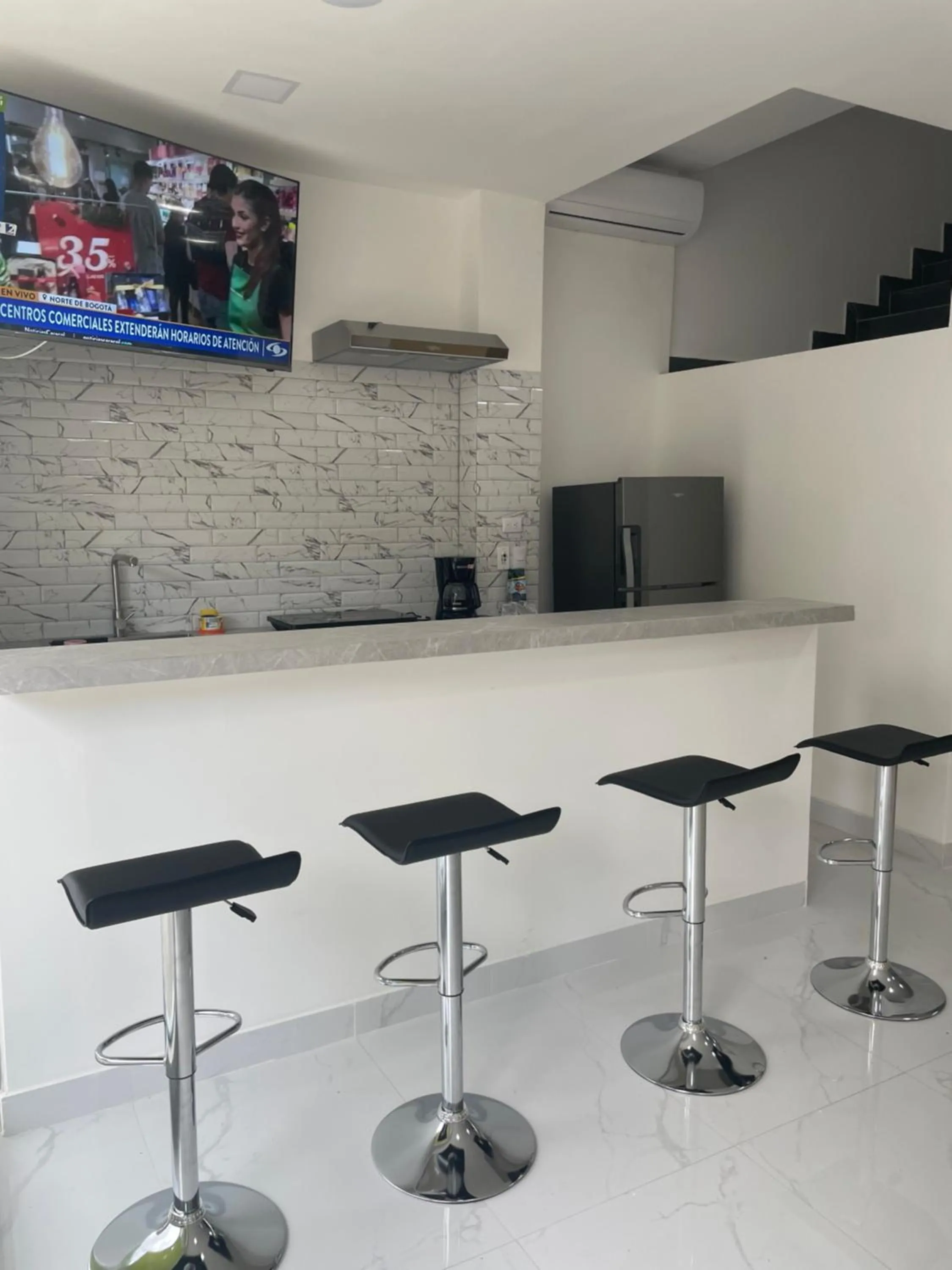 Hotel Sabana Inn