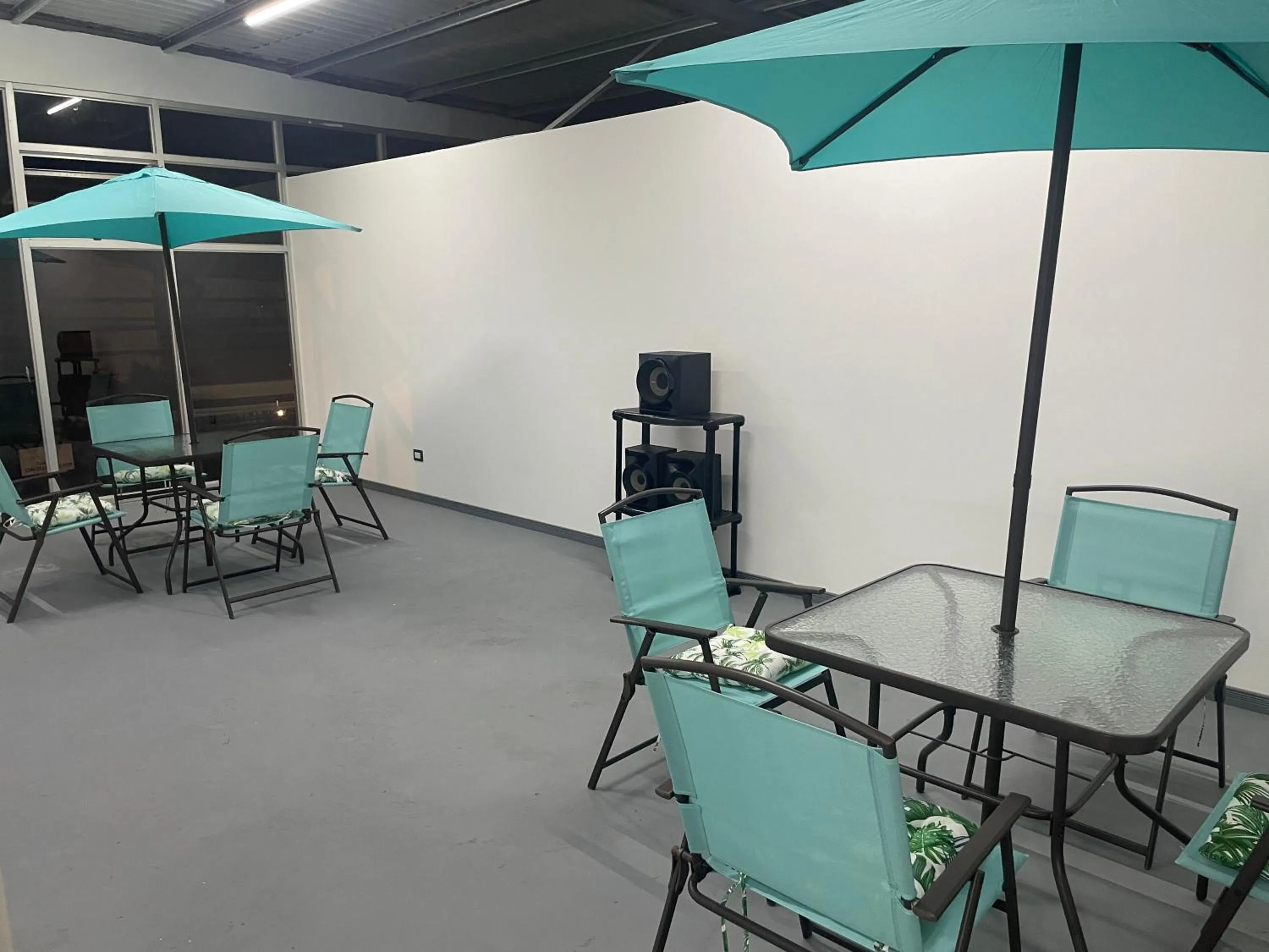 Balcony/Terrace in Hotel Sabana Inn