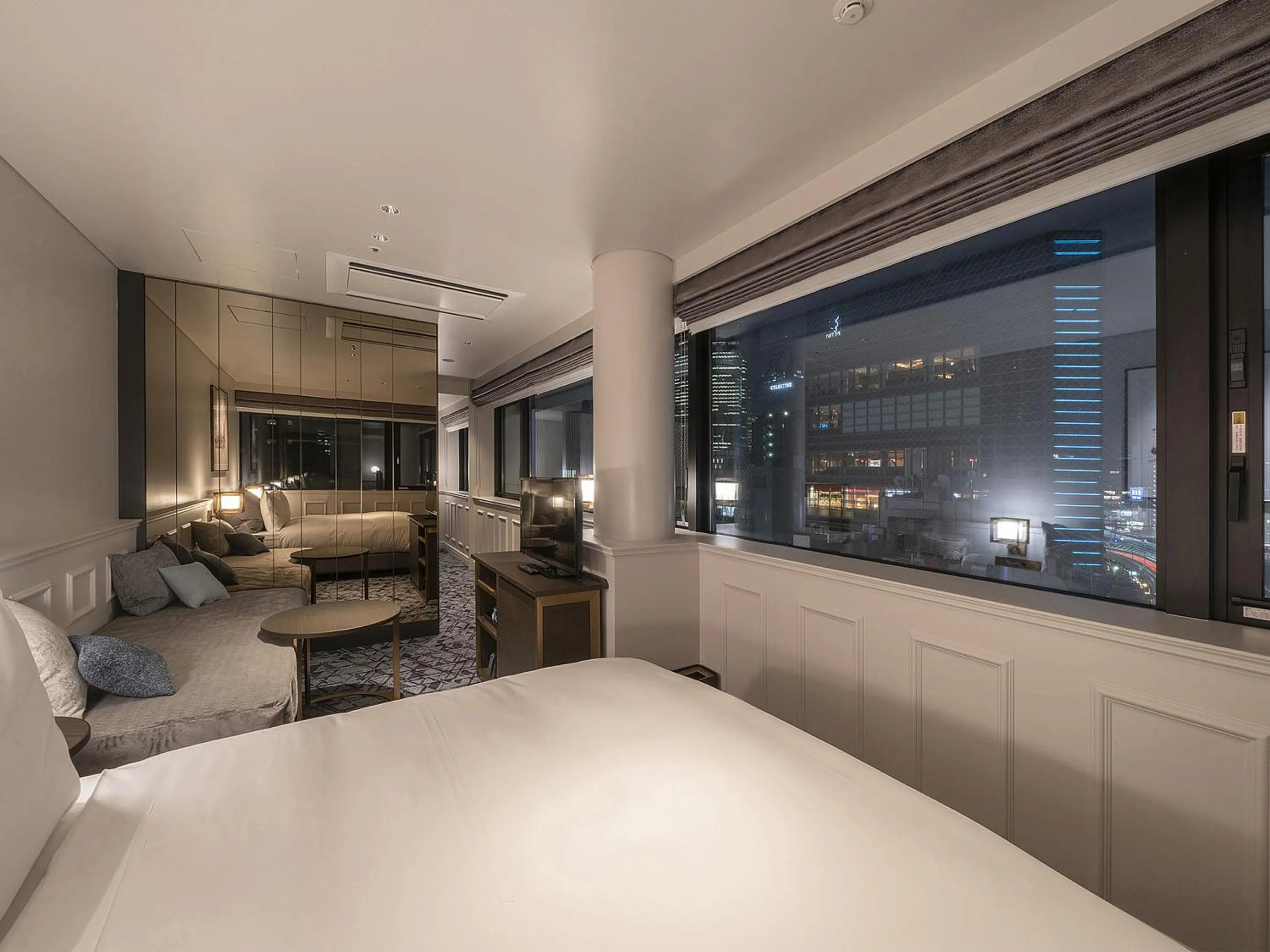 Photo of the whole room, Bed in GINZA HOTEL by GRANBELL