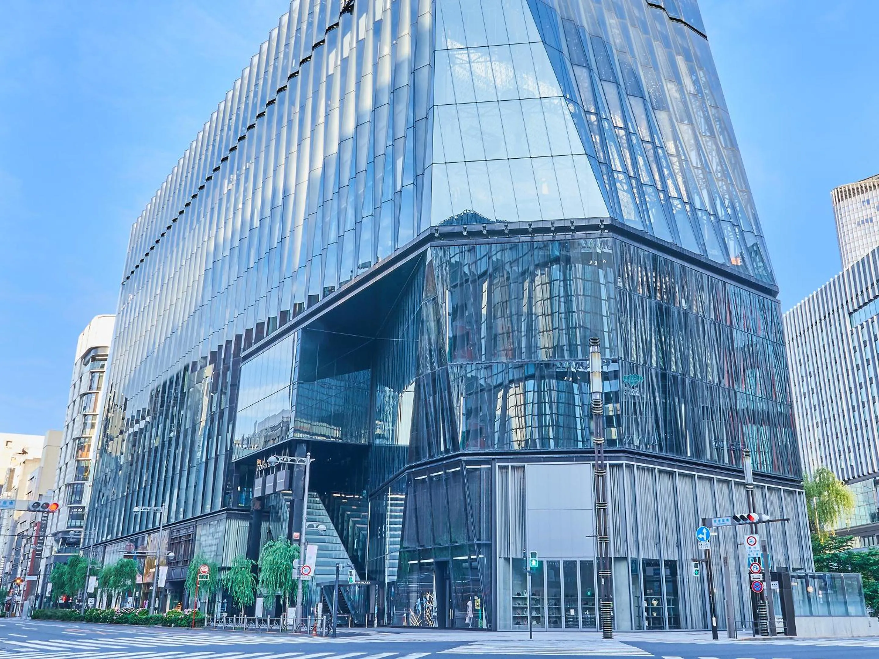 Nearby landmark in GINZA HOTEL by GRANBELL