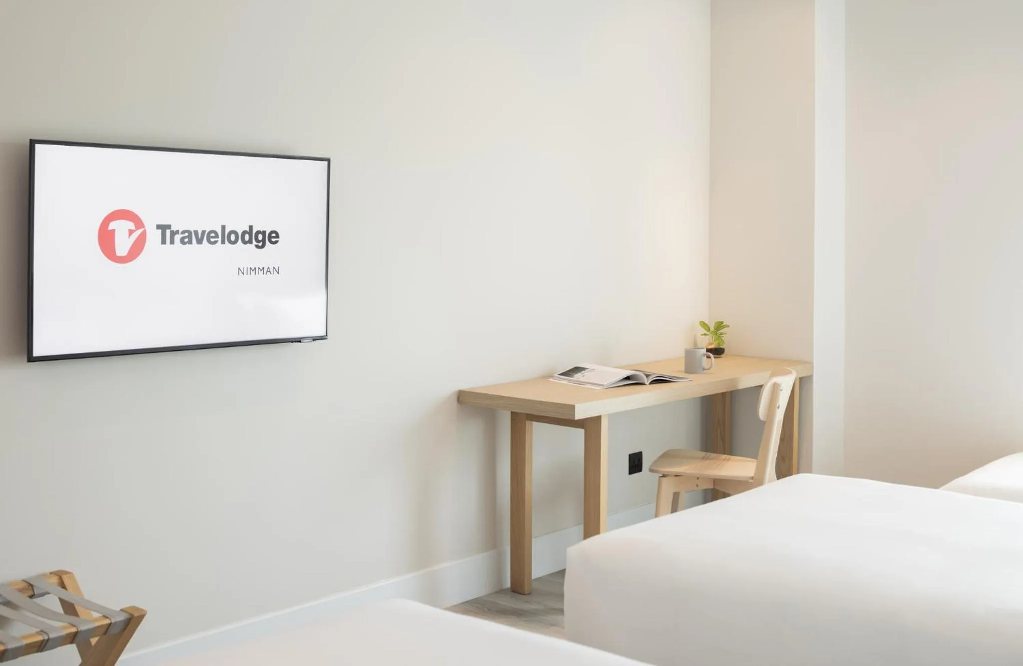 Bedroom, Bed in Travelodge Nimman