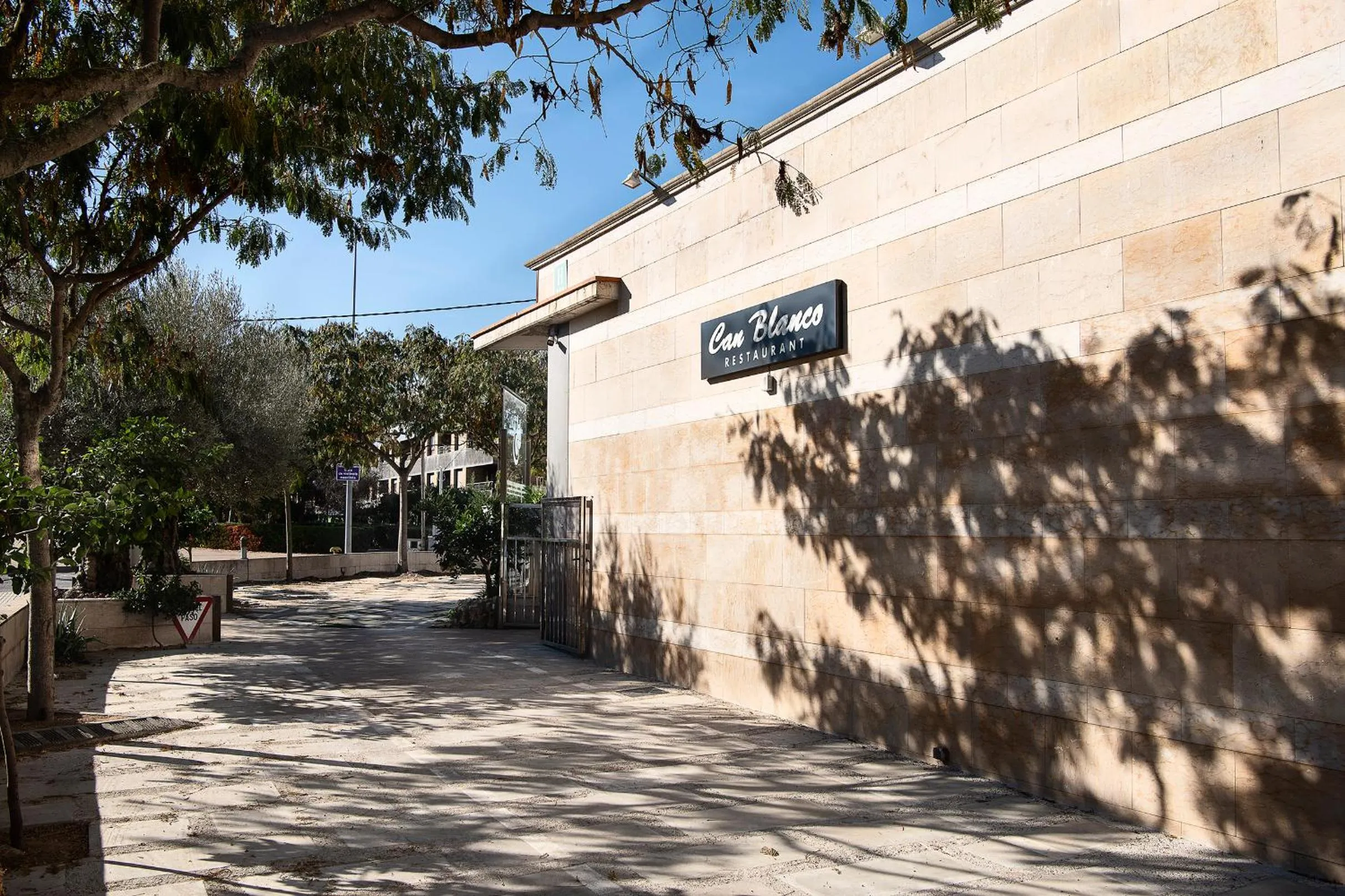 Property building in Hotel Palau de Girona