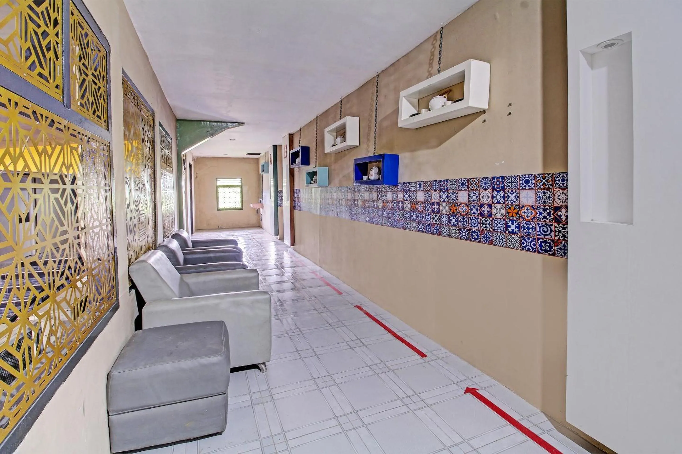 Lobby or reception in OYO Life 92032 Utama Hotel & Karaoke