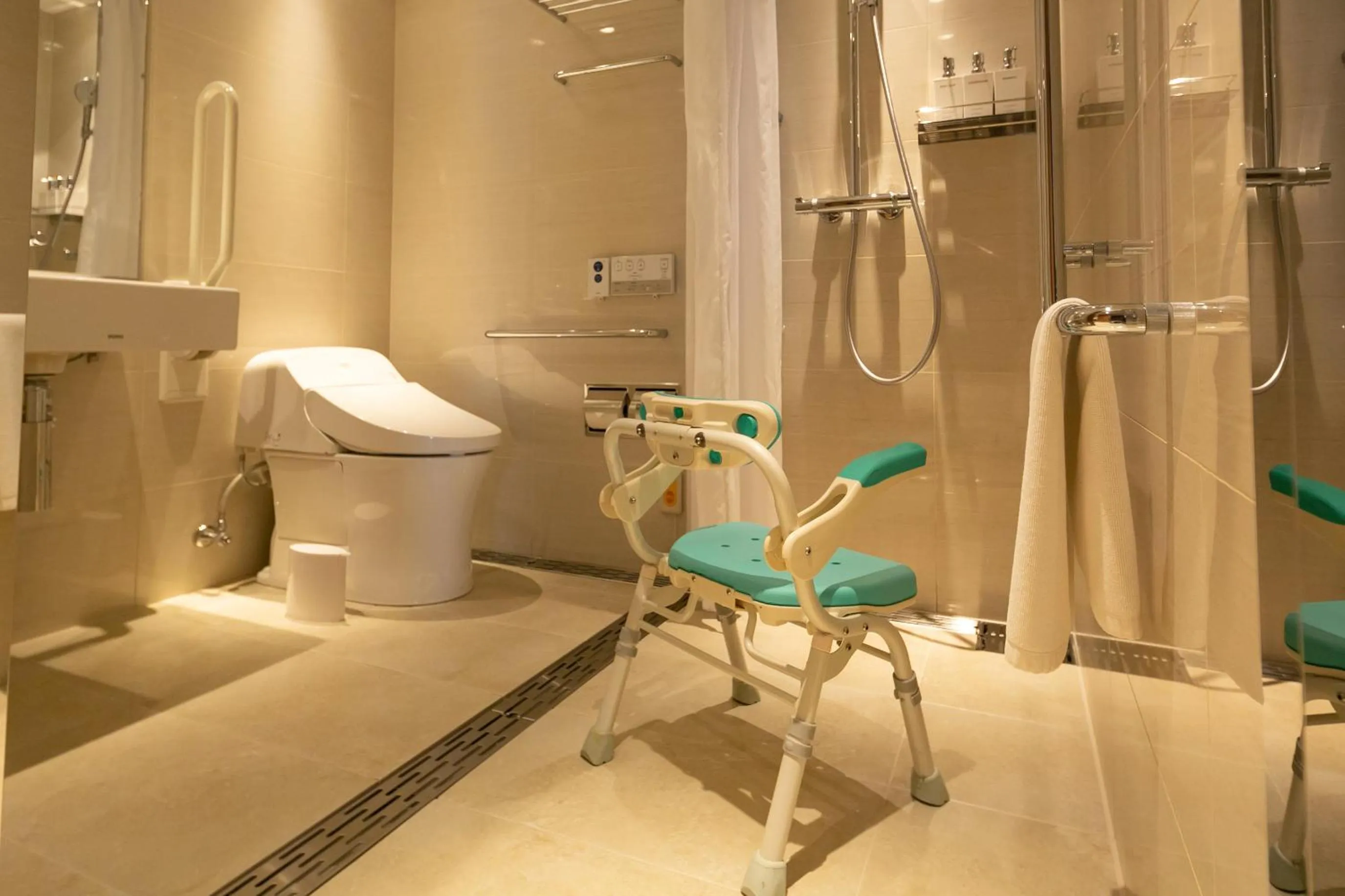 Toilet in THE GENERAL KYOTO Shijou Shinmachi