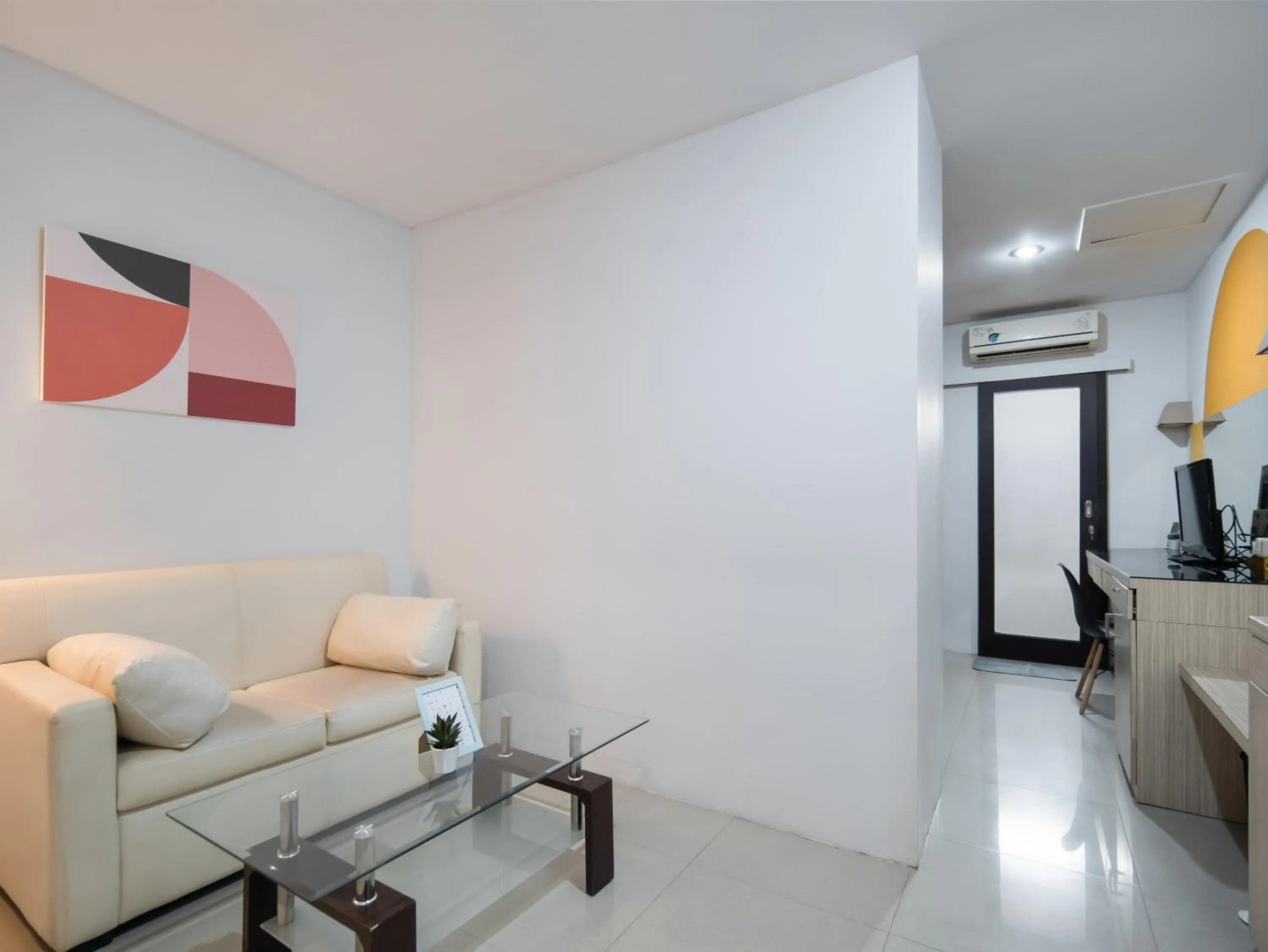 Living room in Cove Taman