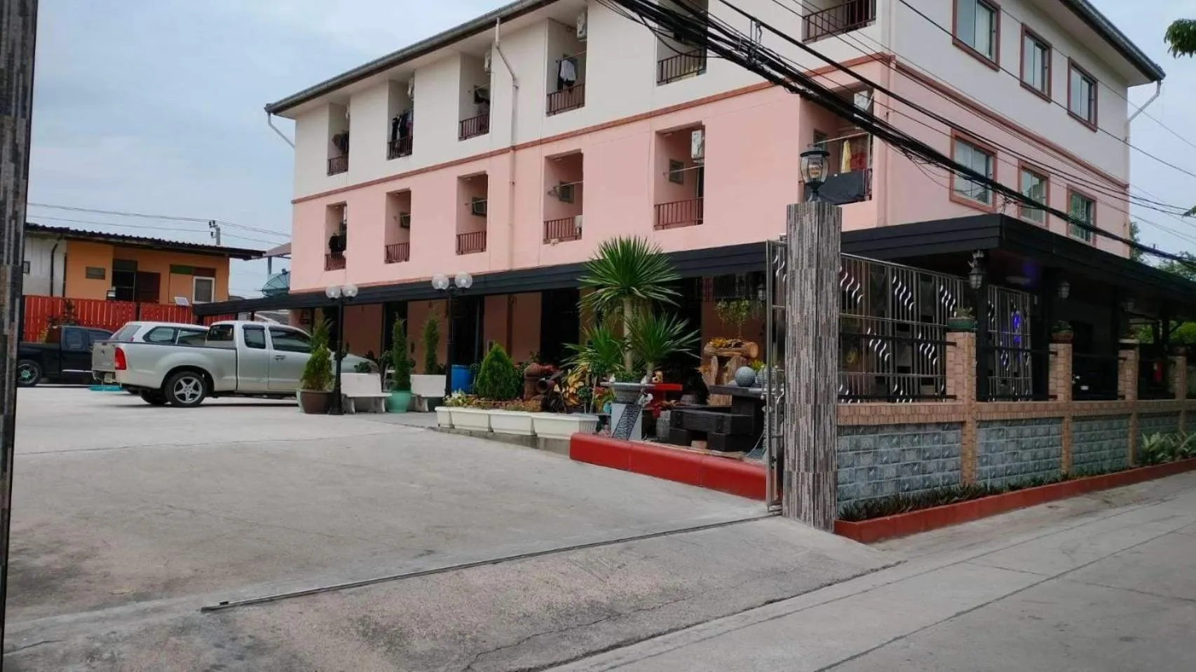 Property building in 66 Apartment