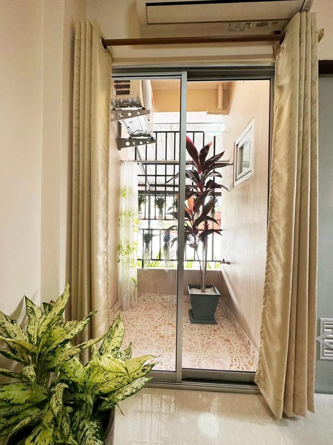 Balcony/Terrace in 66 Apartment