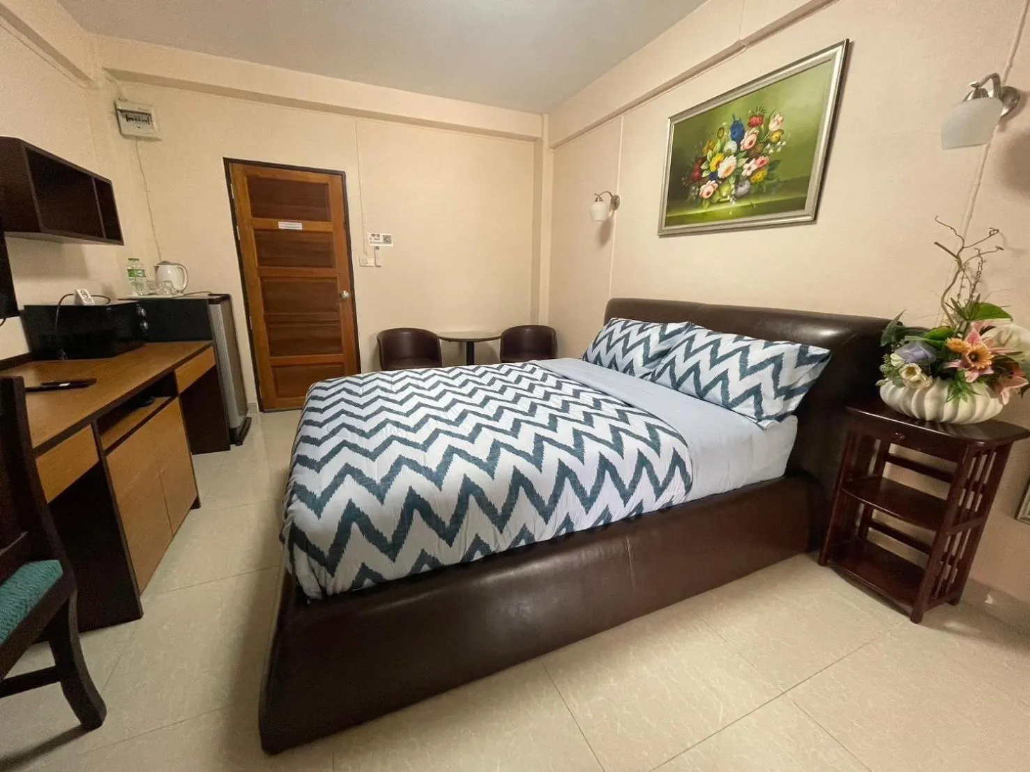 TV and multimedia, Bed in 66 Apartment