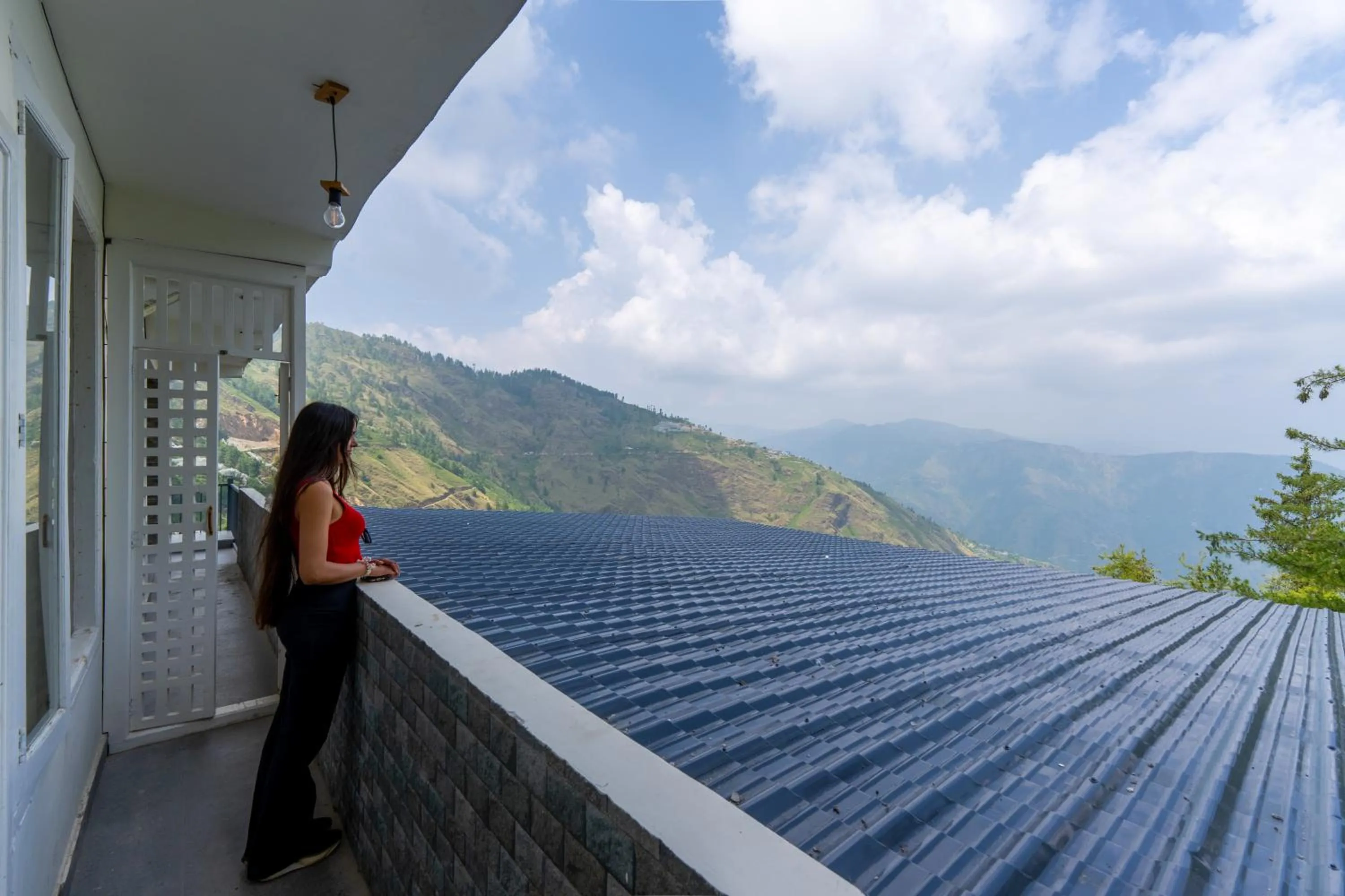 Balcony/Terrace in Jomotel Dayaar - An Apple Orchard Villa