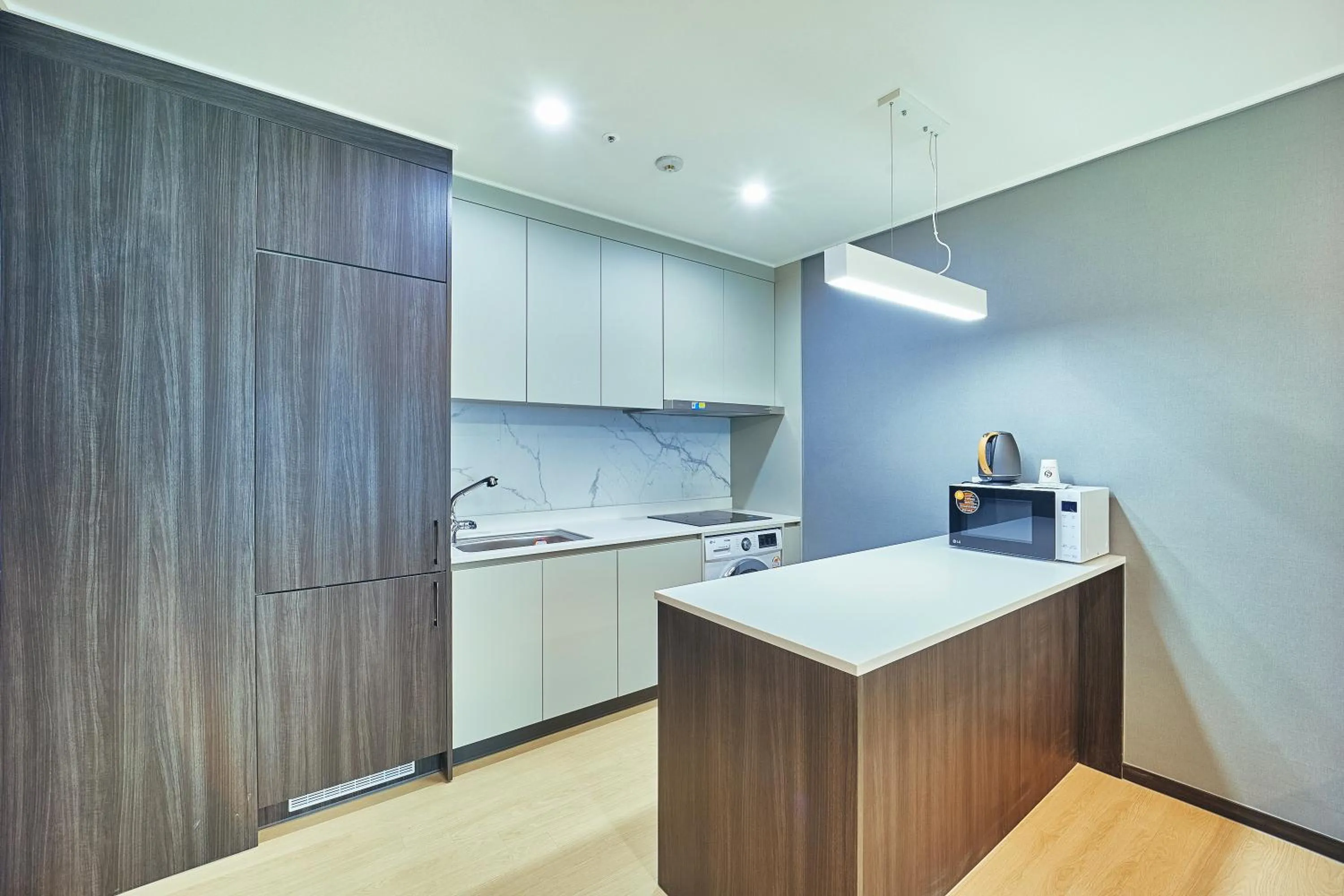 Kitchen or kitchenette in Jeonju Signature Hotel