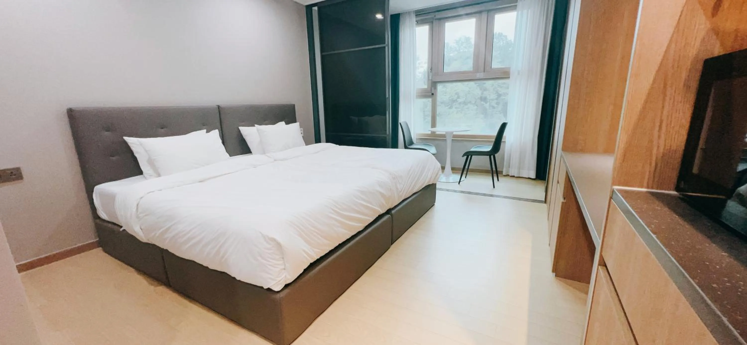 Bed in Jeonju Signature Hotel