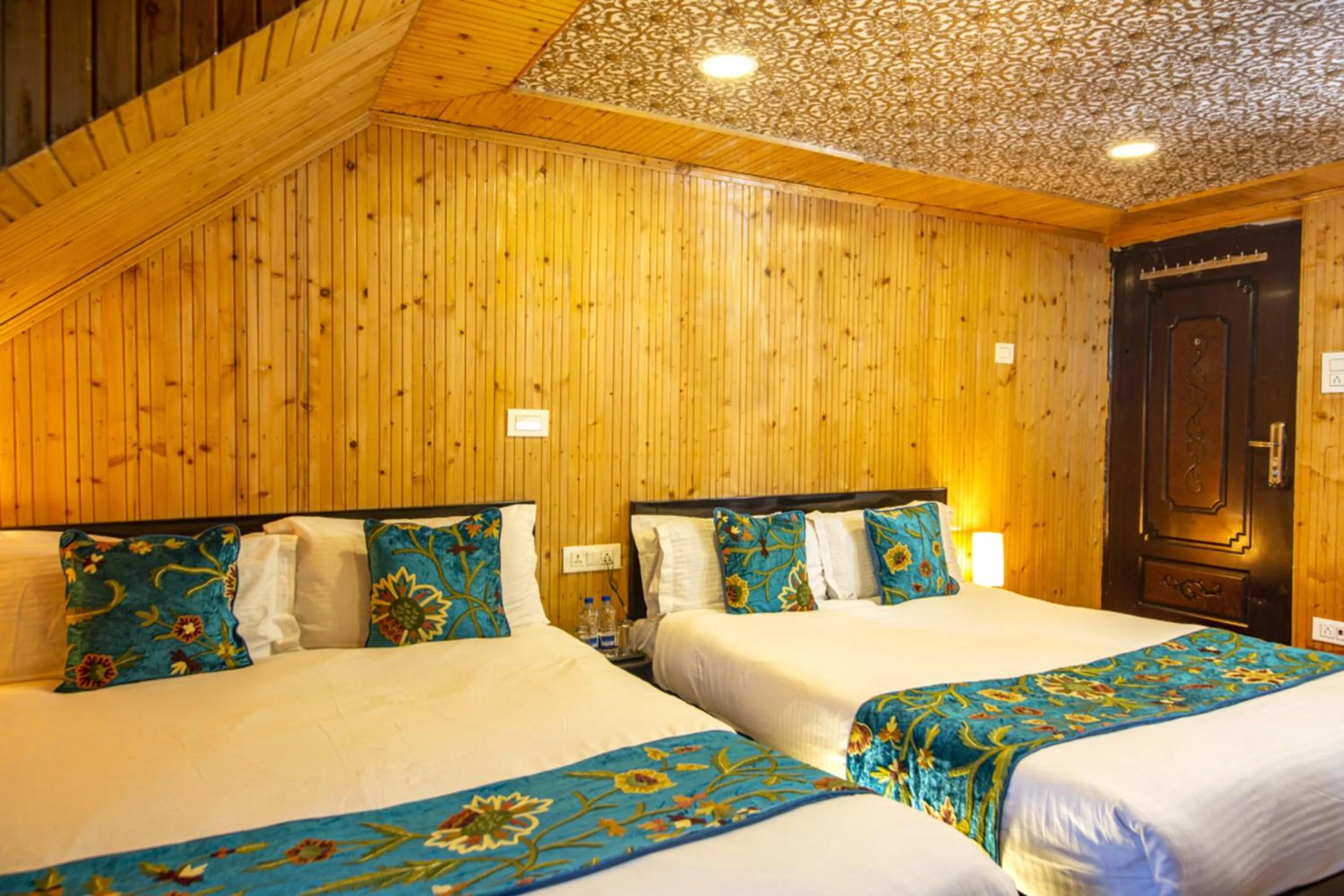 Bed in Gulmarg Ski Hill Resort