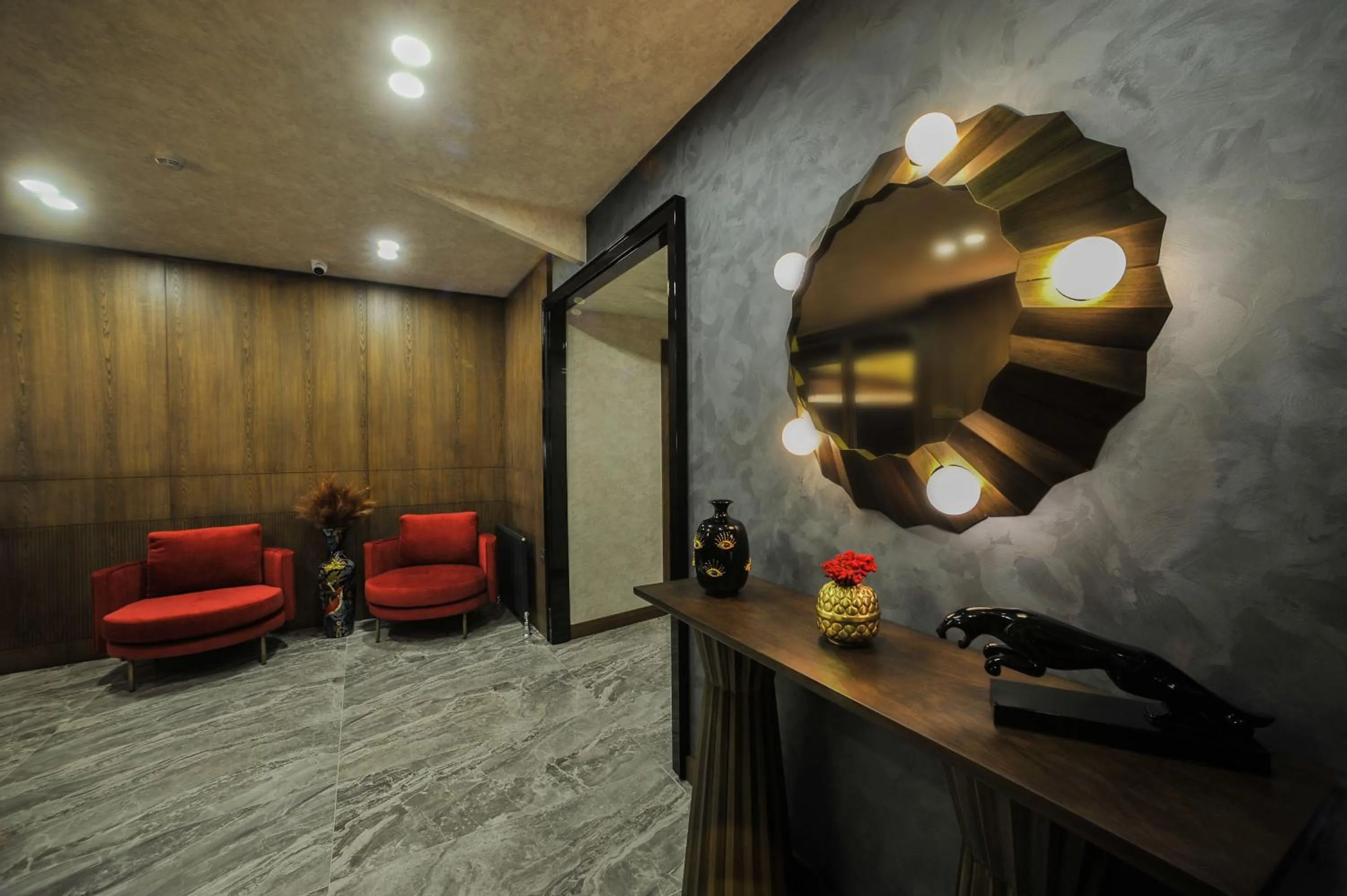 Restaurant/places to eat in The Alpfine Hotel