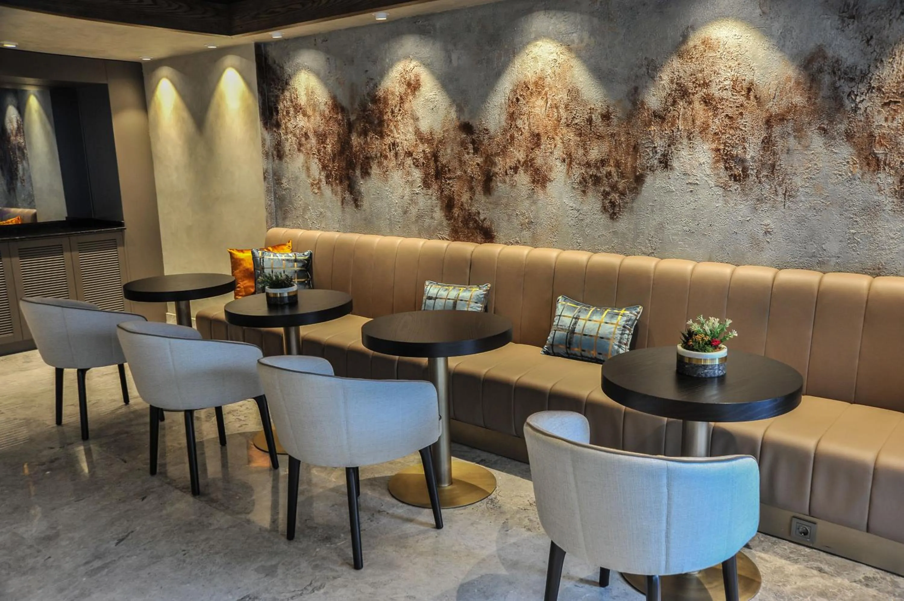 Lobby or reception in The Alpfine Hotel