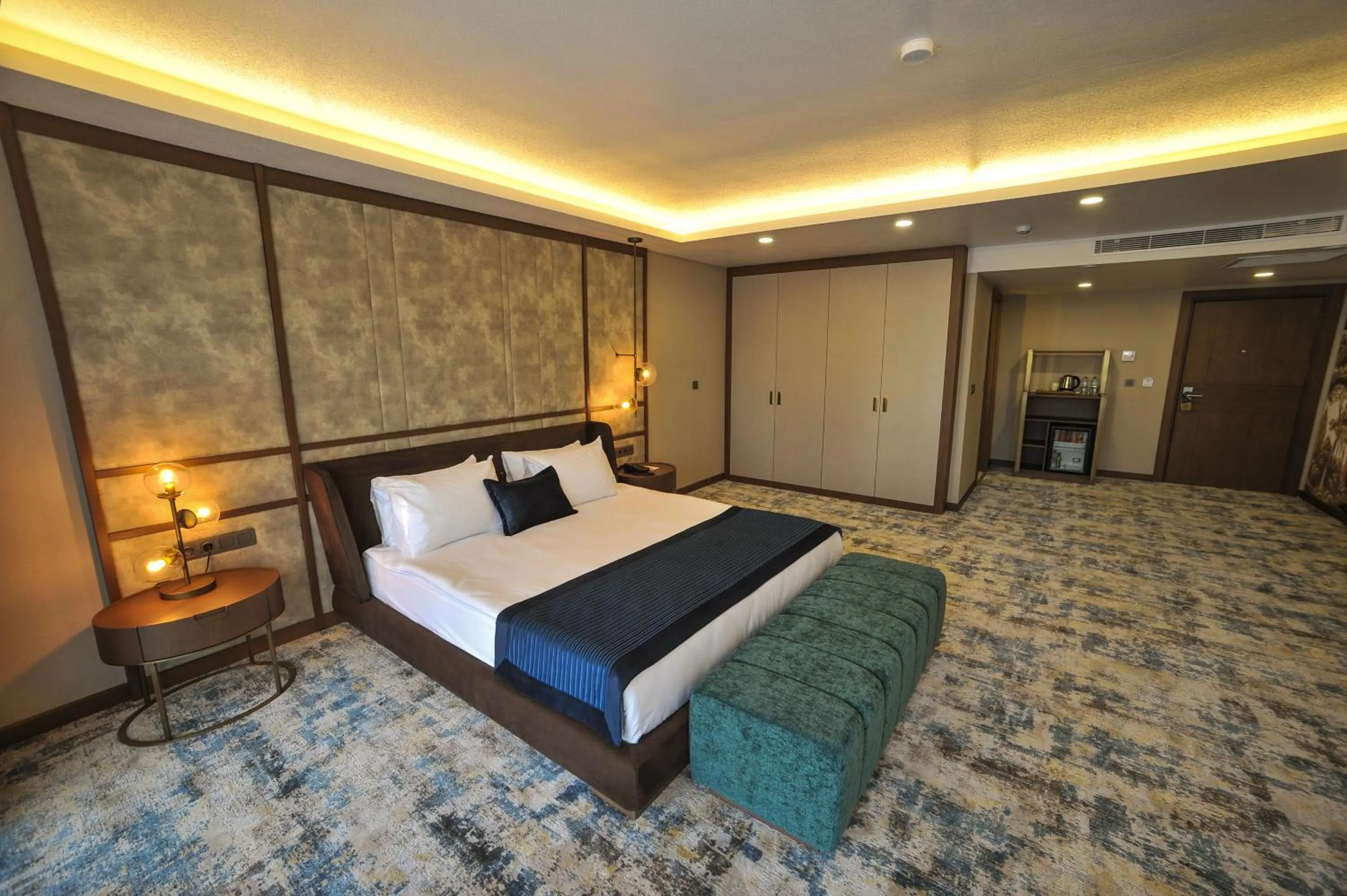 Photo of the whole room, Bed in The Alpfine Hotel