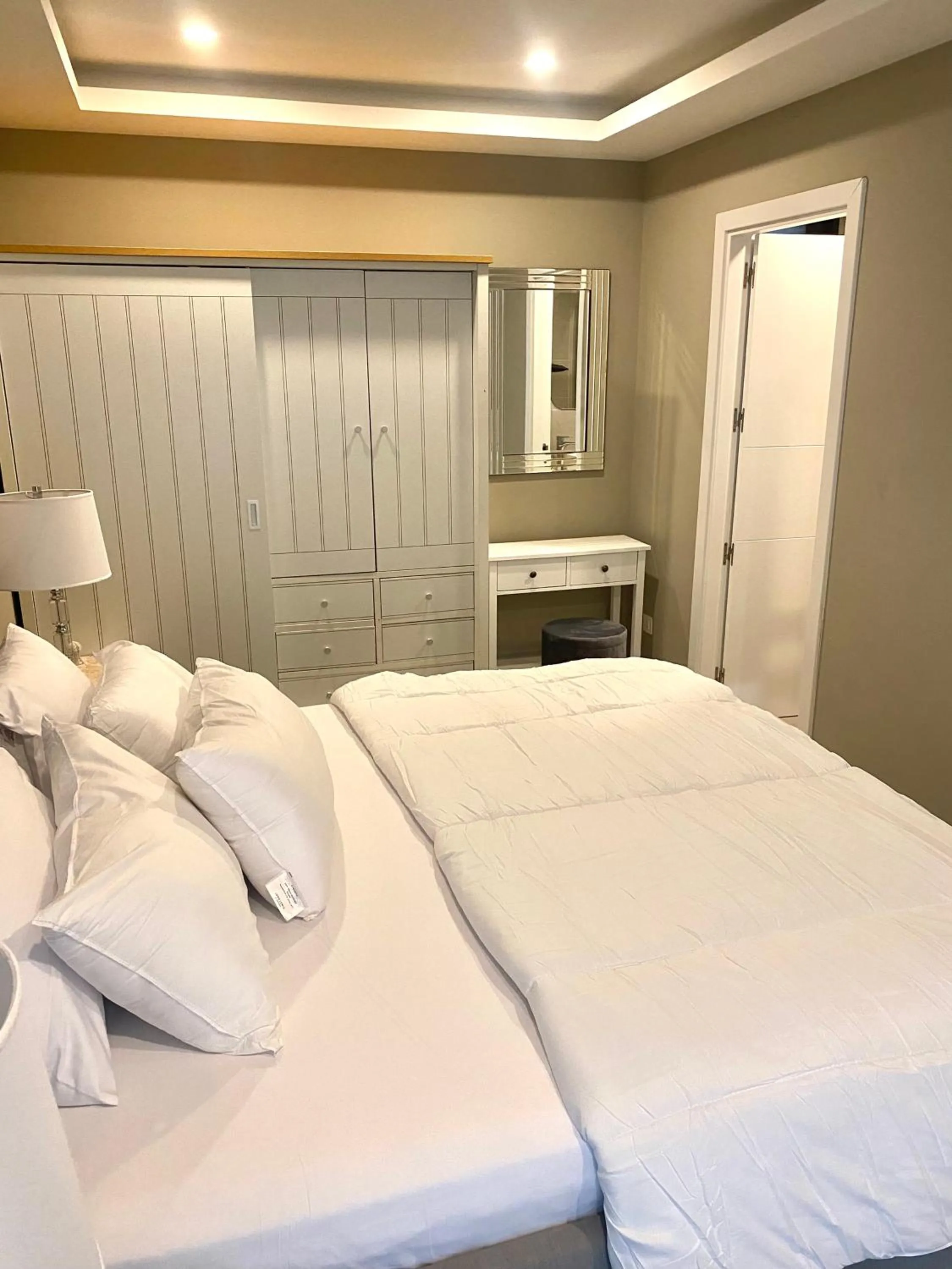 Bed in Kololi Sands Apartments