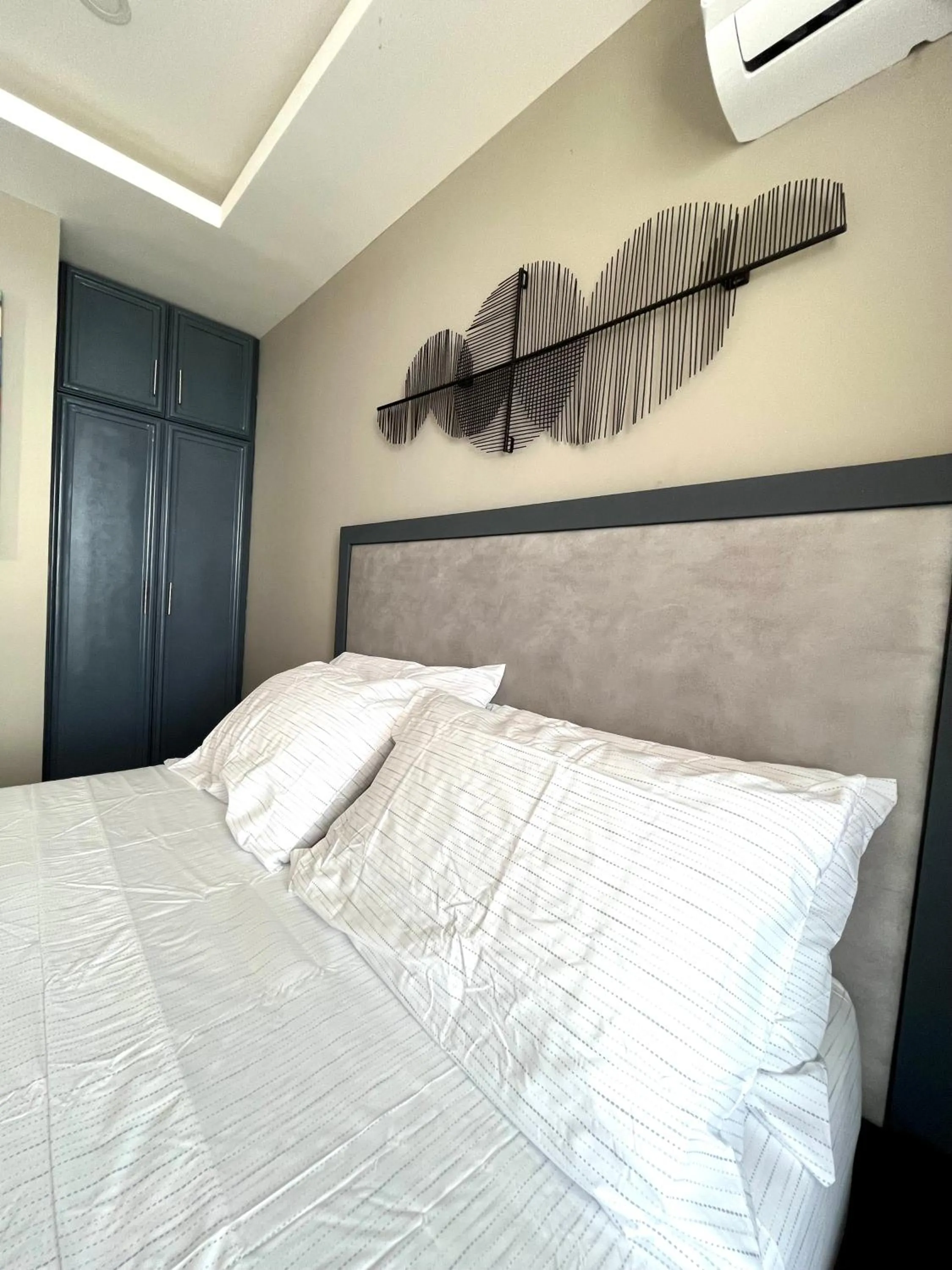 Bed in Kololi Sands Apartments