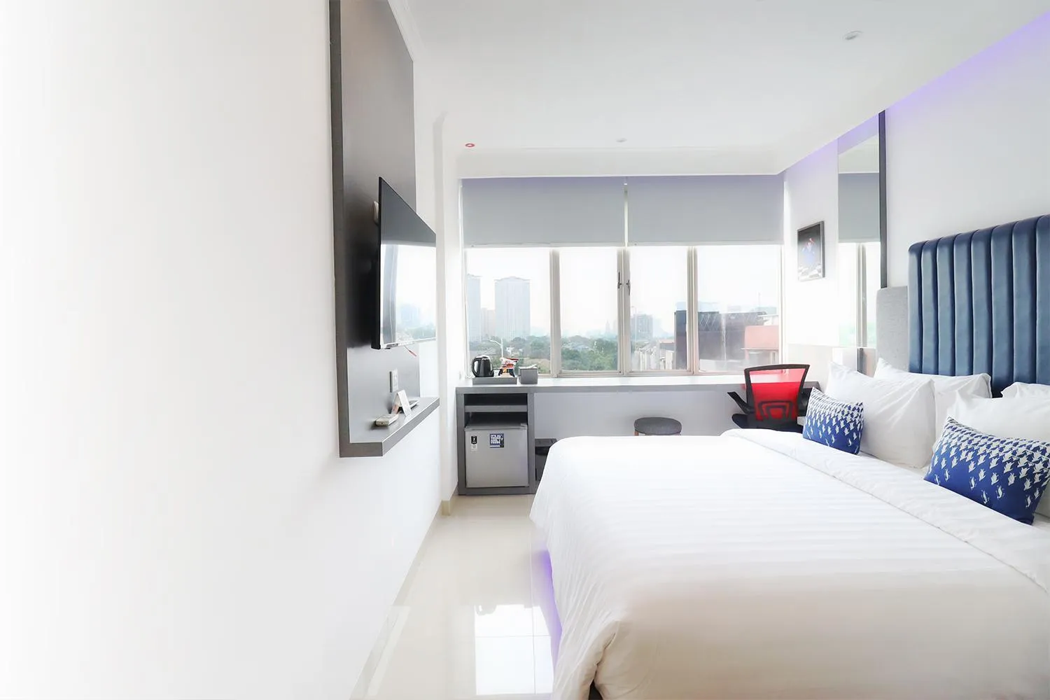Bedroom, Bed in Everyday Smart Hotel Mayestik