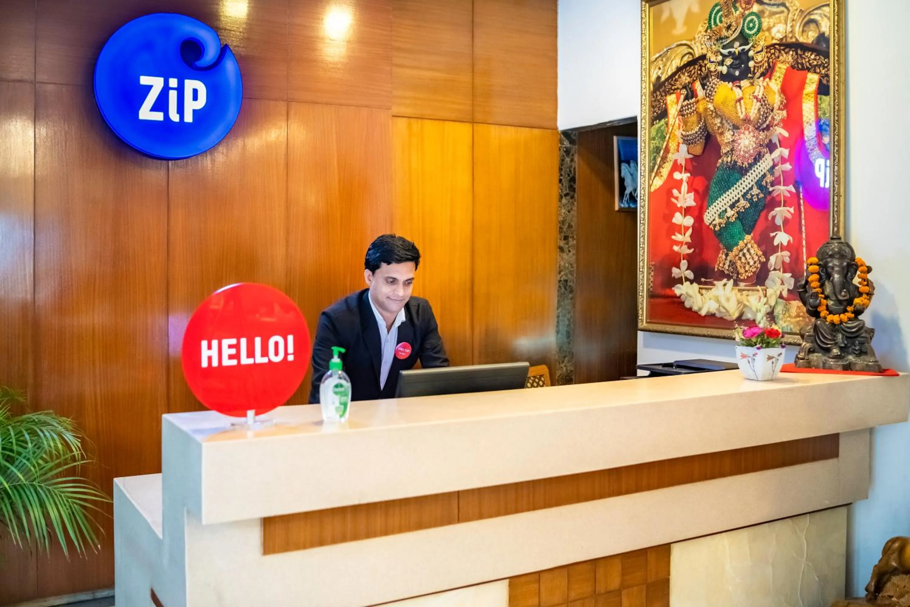 Lobby or reception in Zip By Spree Hotels Delhi Greater Kailash