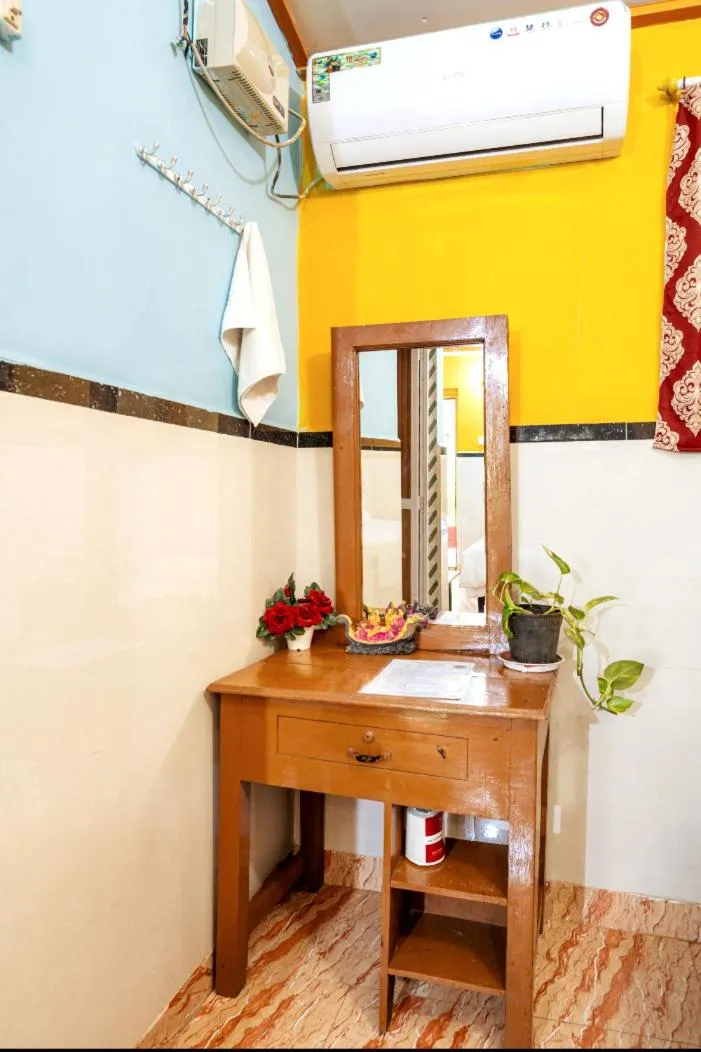 Casanova by the Sea - Just a walk away to Canacona Beach