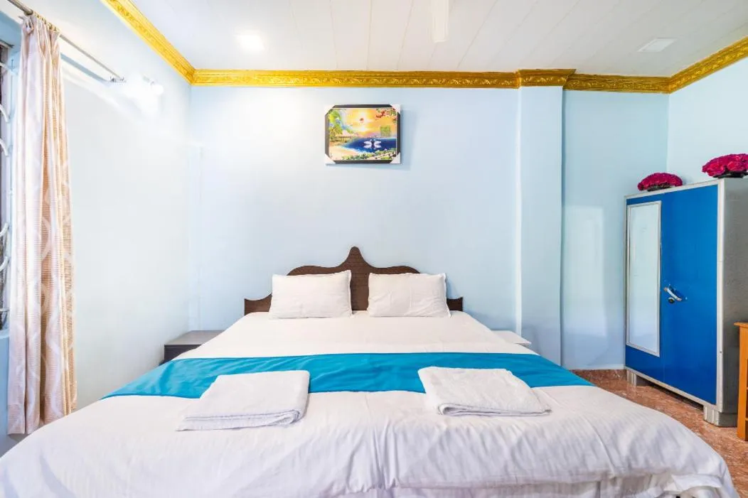 Bed in Casanova by the Sea - Just a walk away to Canacona Beach