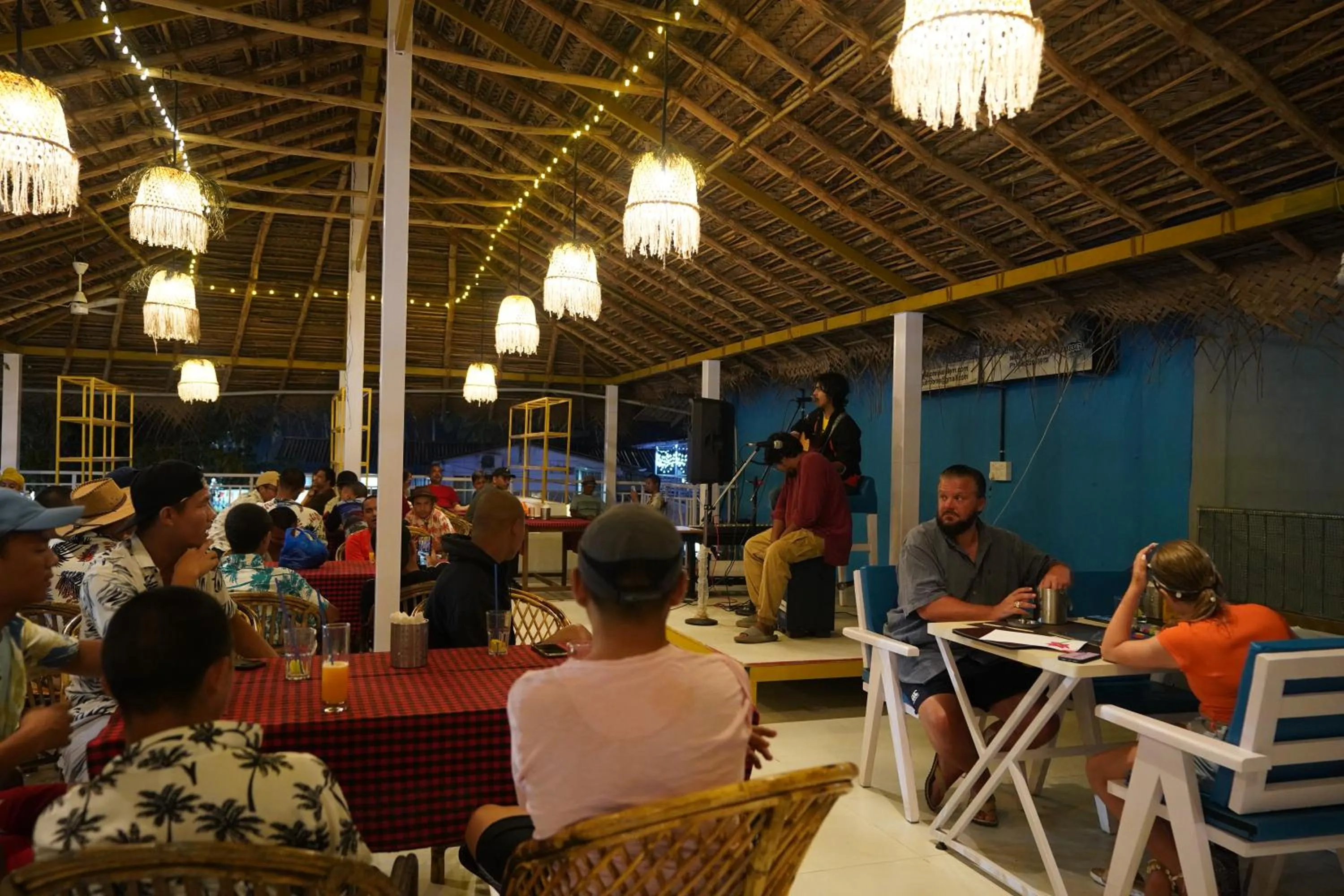 group of guests in Casanova by the Sea - Just a walk away to Canacona Beach