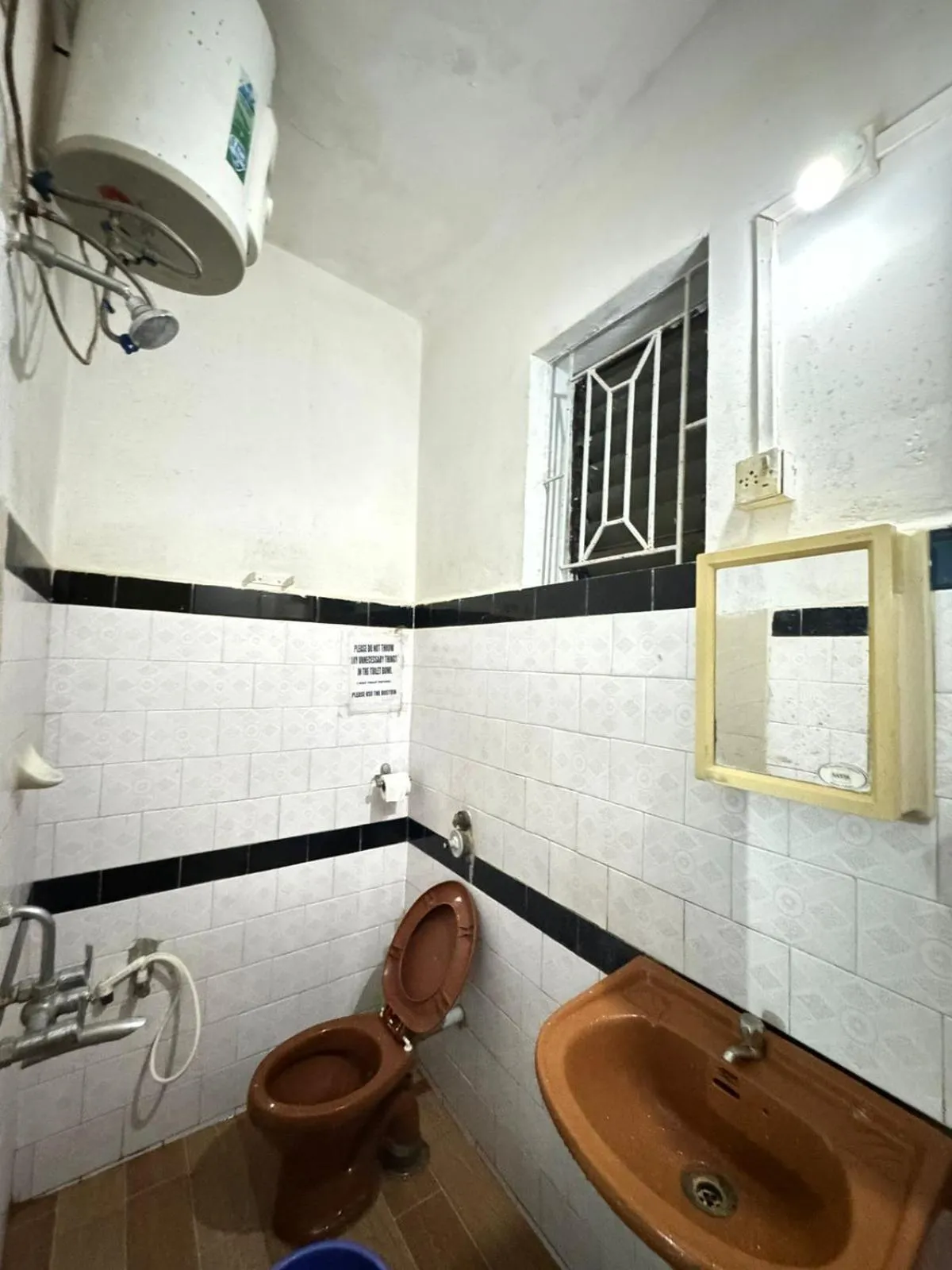 Casanova by the Sea - Just a walk away to Canacona Beach