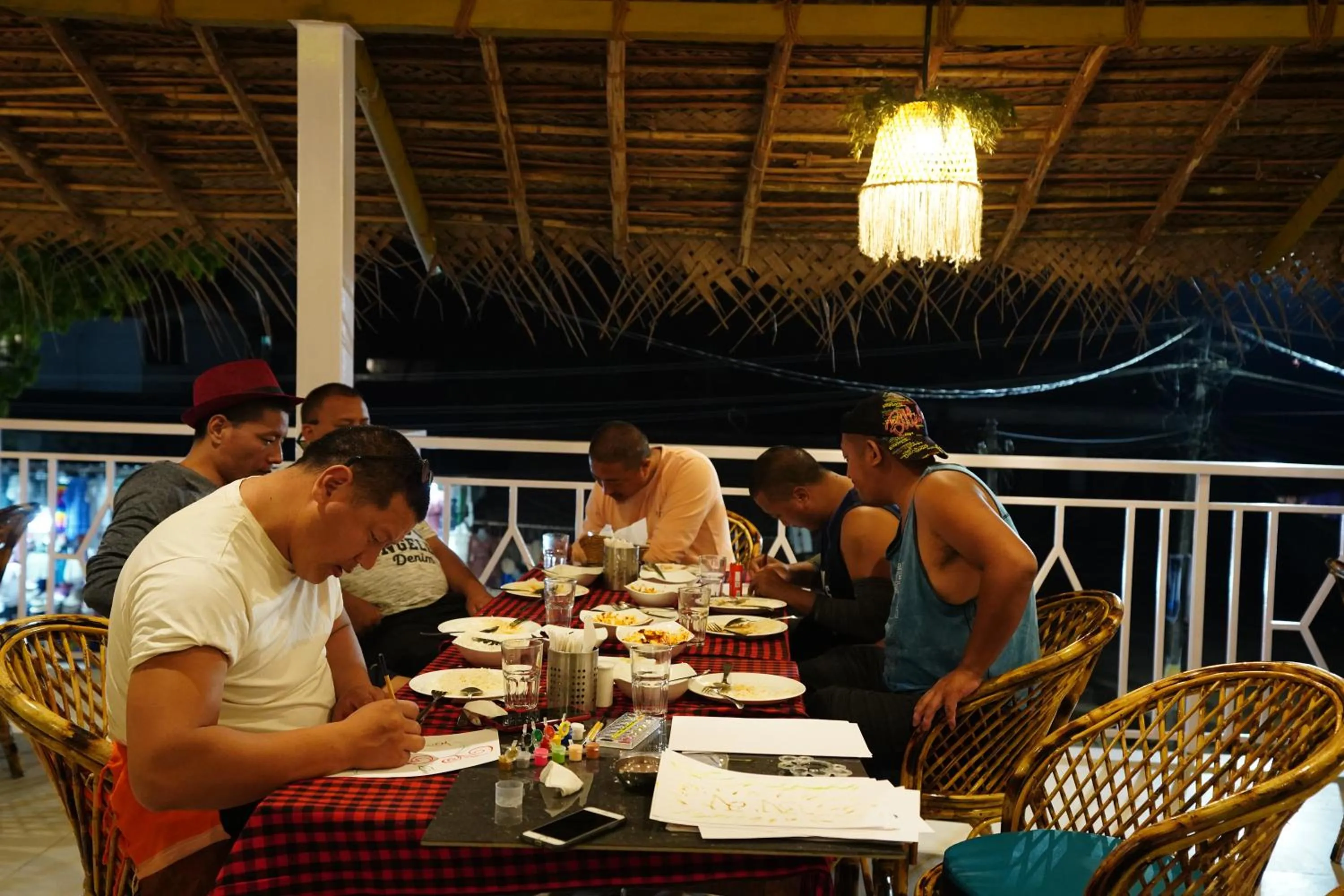 Restaurant/places to eat in Casanova by the Sea - Just a walk away to Canacona Beach