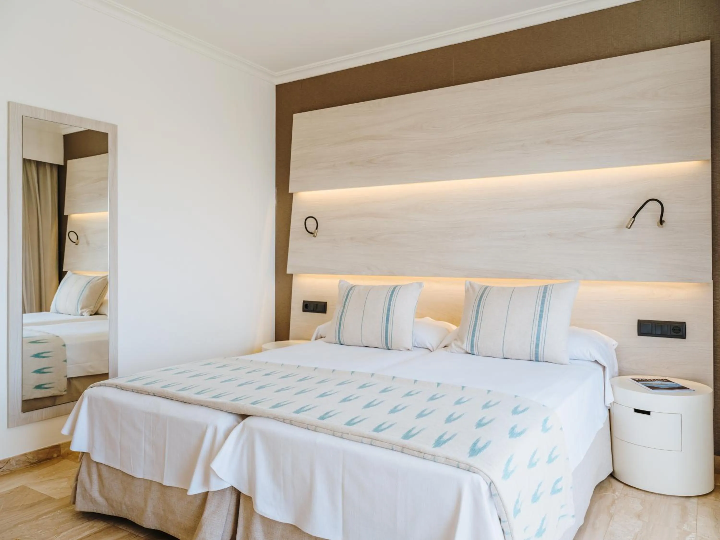 Bed in Grupotel Gran Vista & Spa