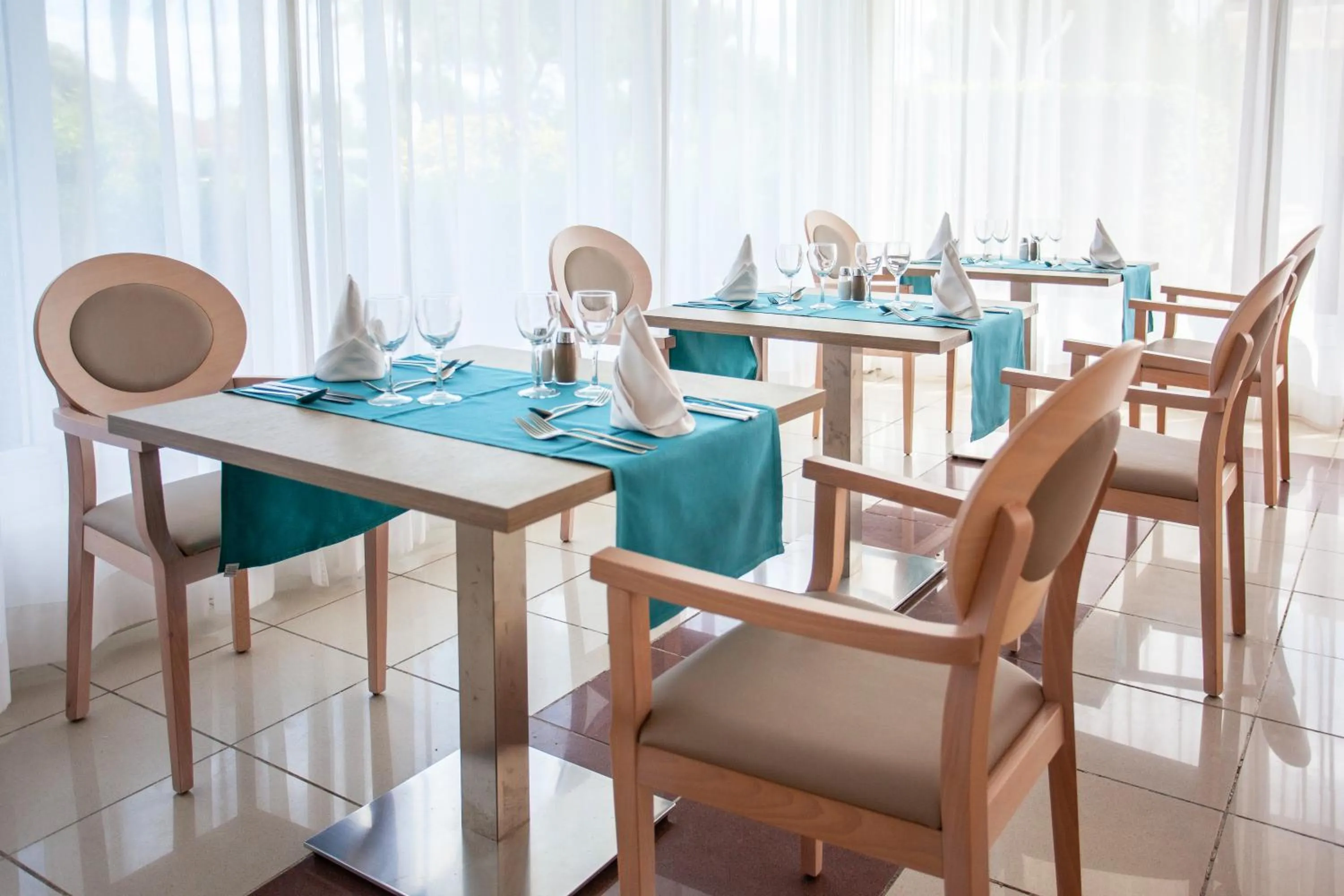 Restaurant/places to eat in Grupotel Gran Vista & Spa