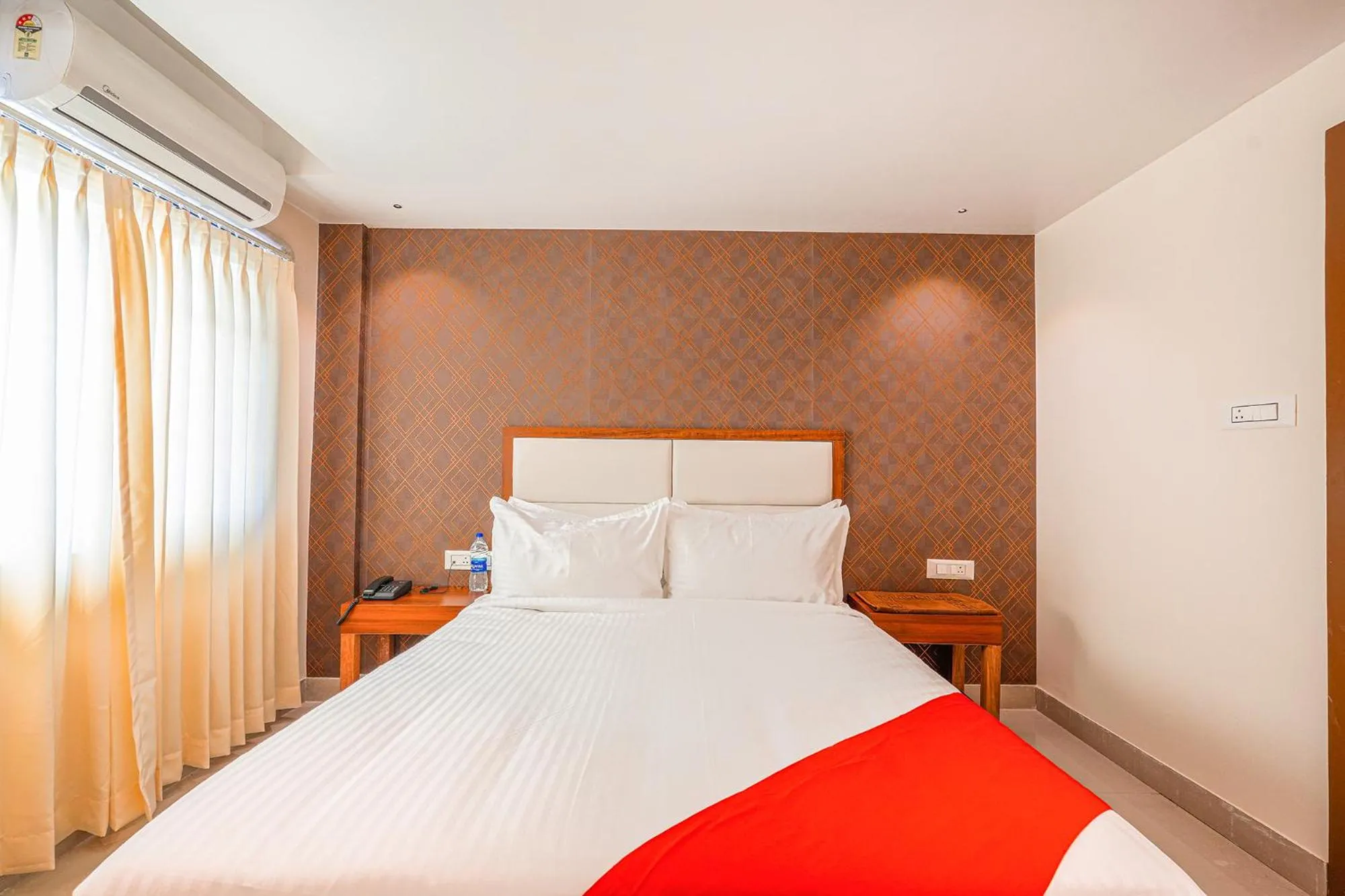 Bed in FabHotel Phoenix Brookfield - Nr Kundalahalli Main Road
