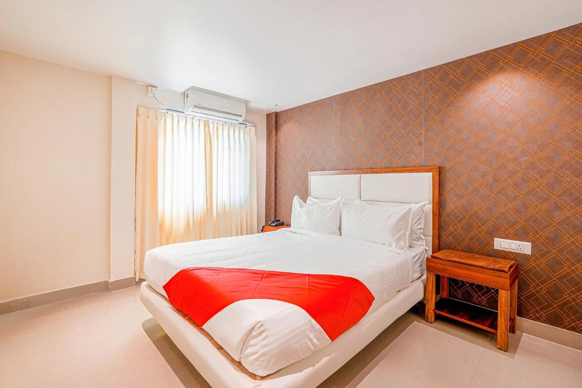Bed in FabHotel Phoenix Brookfield - Nr Kundalahalli Main Road