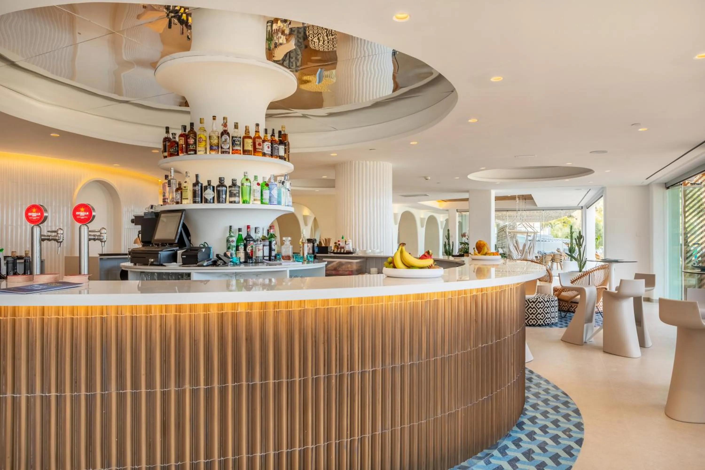 Lounge or bar in El Somni Ibiza Dream Hotel by Grupotel