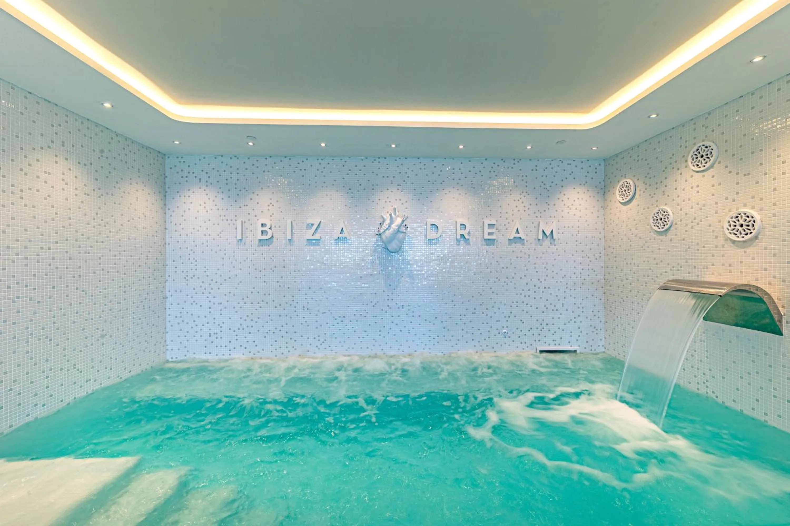 Swimming pool in El Somni Ibiza Dream Hotel by Grupotel
