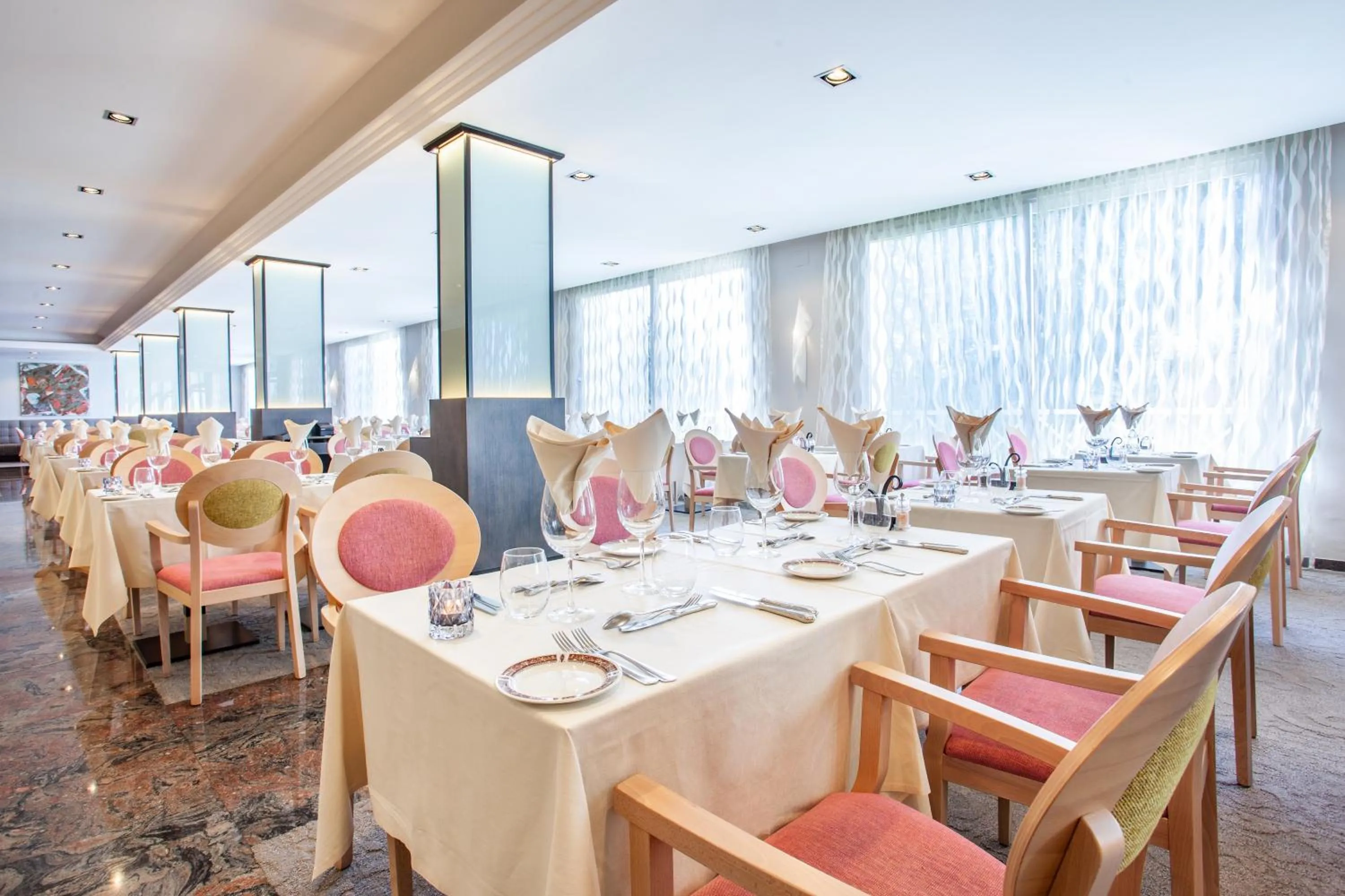 Restaurant/places to eat in Grupotel Parc Natural & Spa