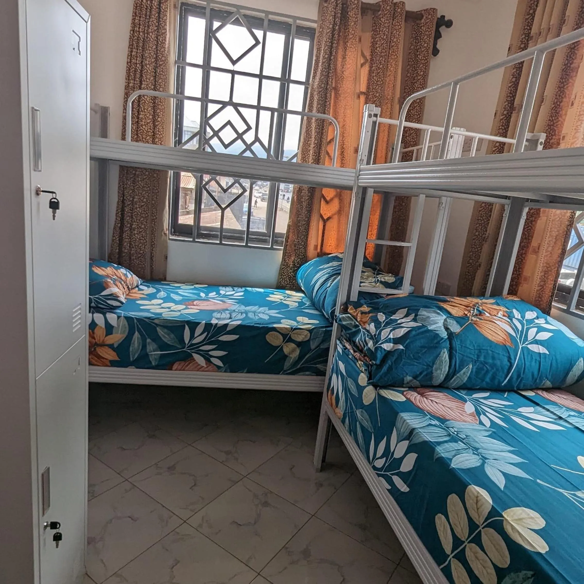 Bed in Mufasa city Hostel and Apartments