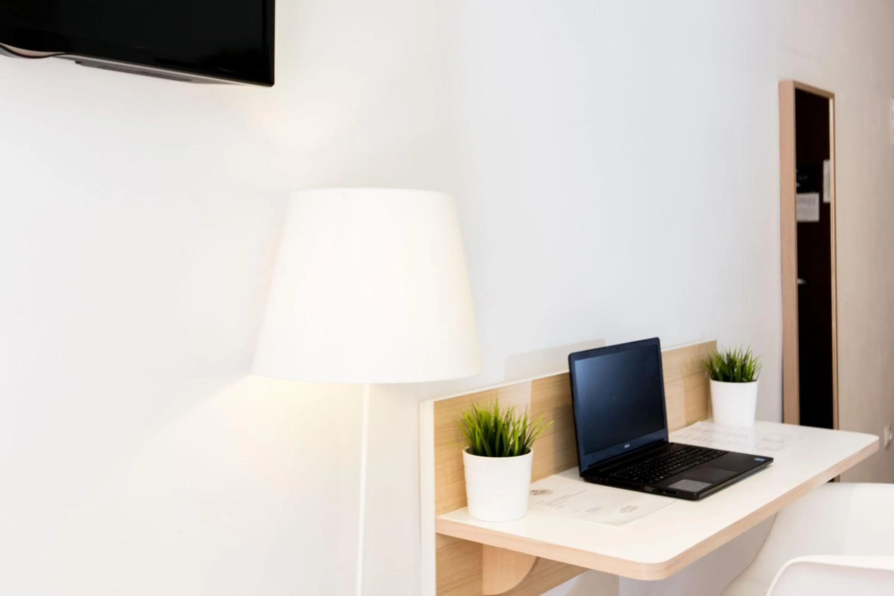 Photo of the whole room in Rooms Ciencias