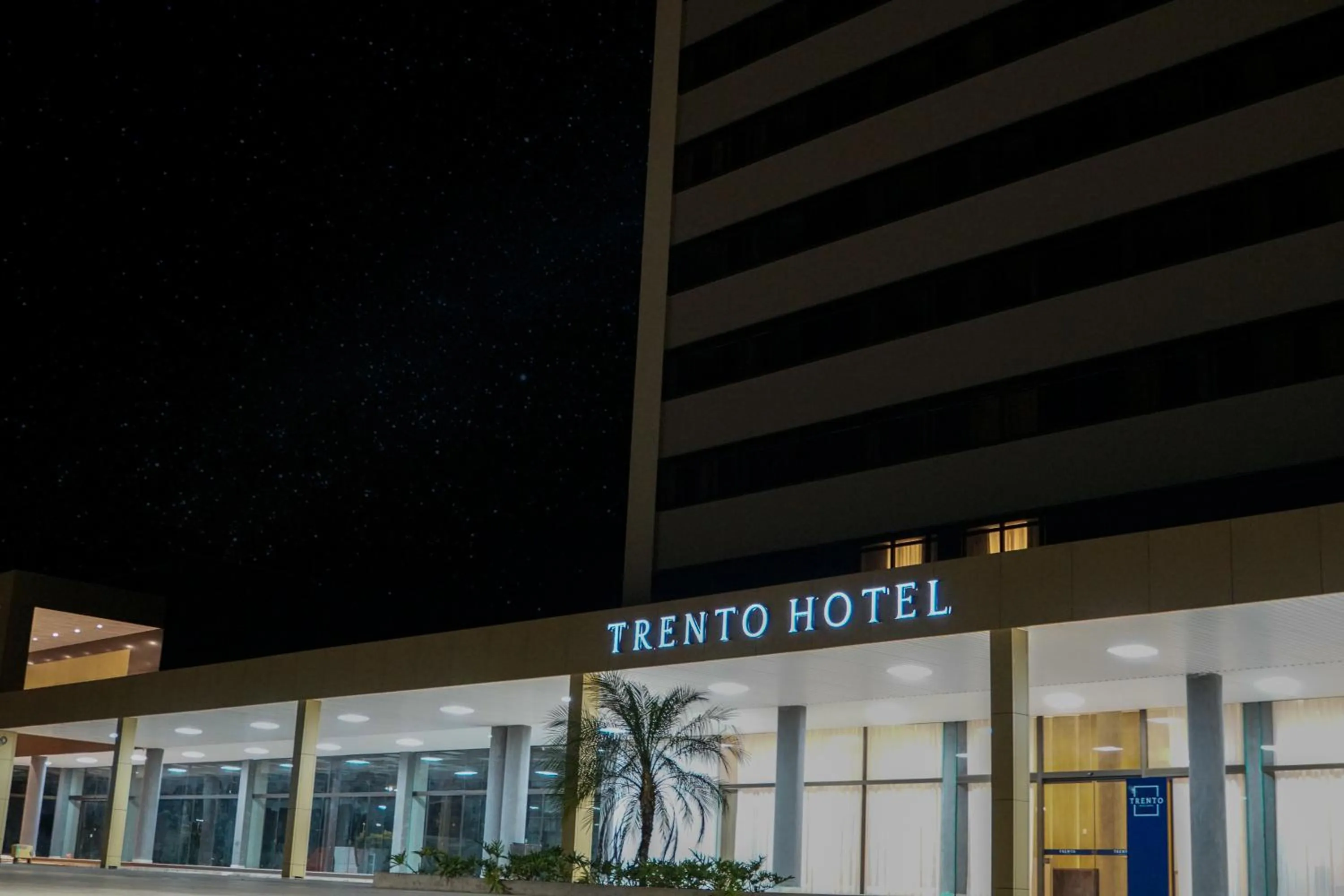 Property building in Trento Hotel Guaíra by Unna