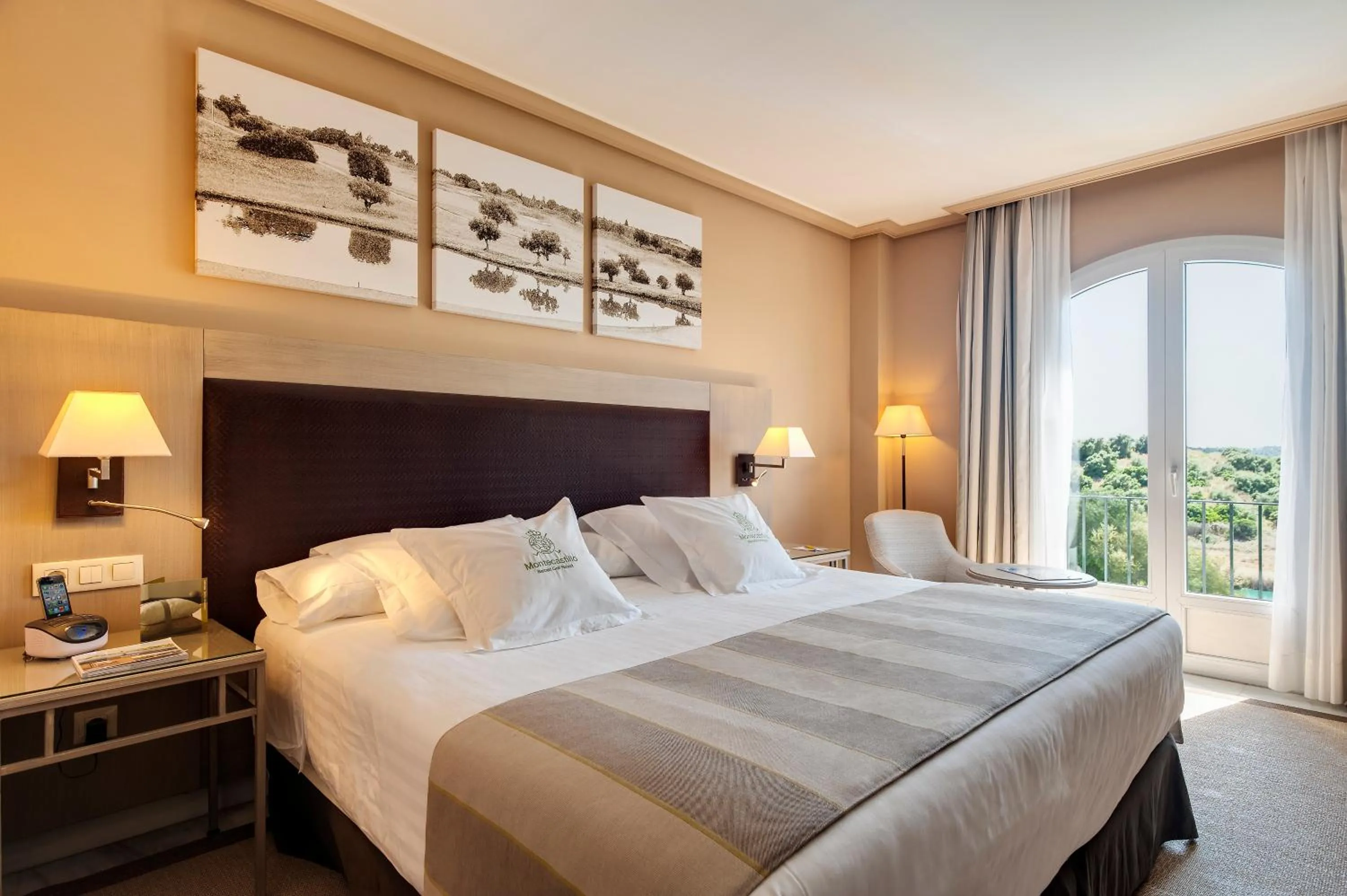 Bedroom, Bed in Barceló Montecastillo Golf