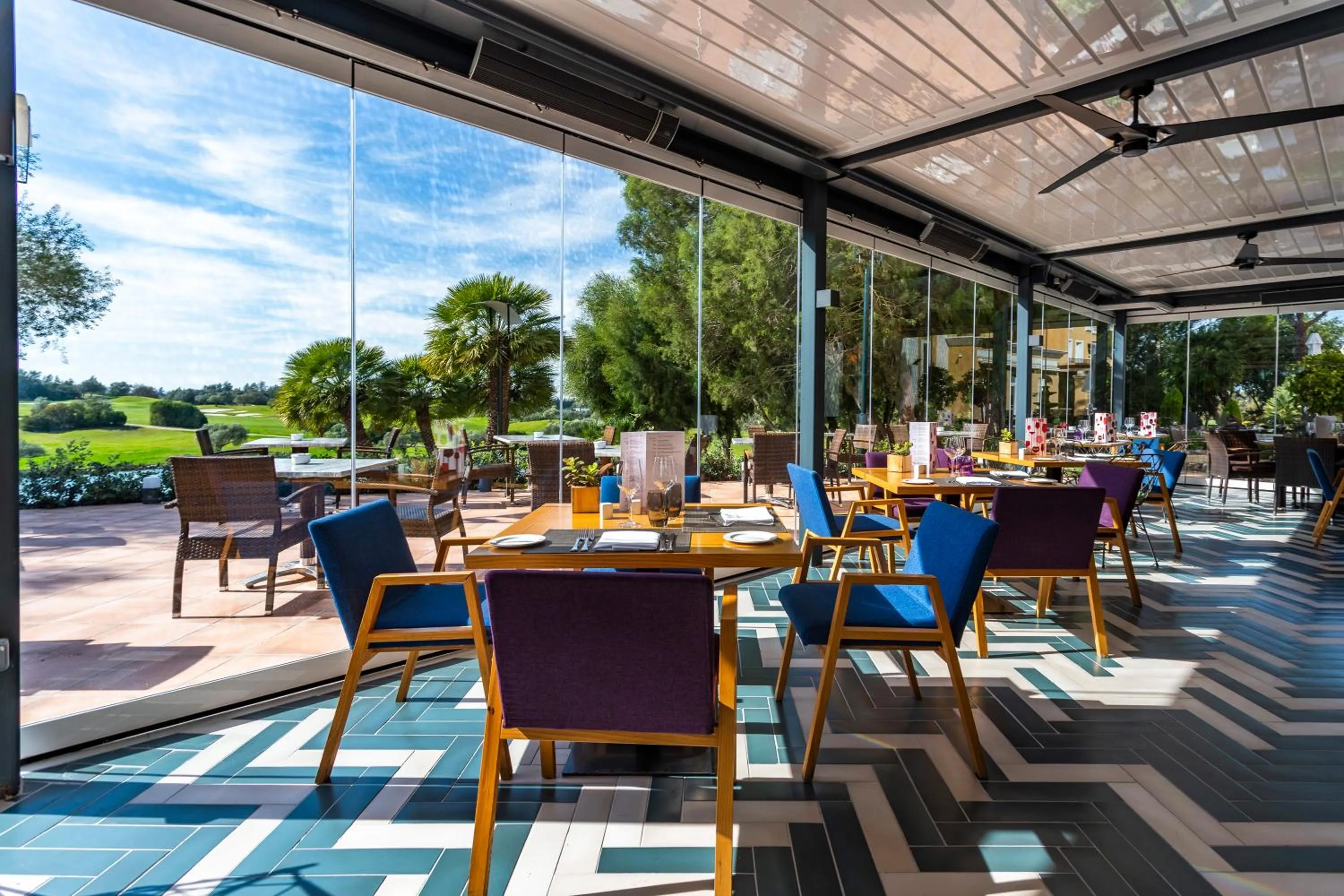 Restaurant/places to eat in Barceló Montecastillo Golf