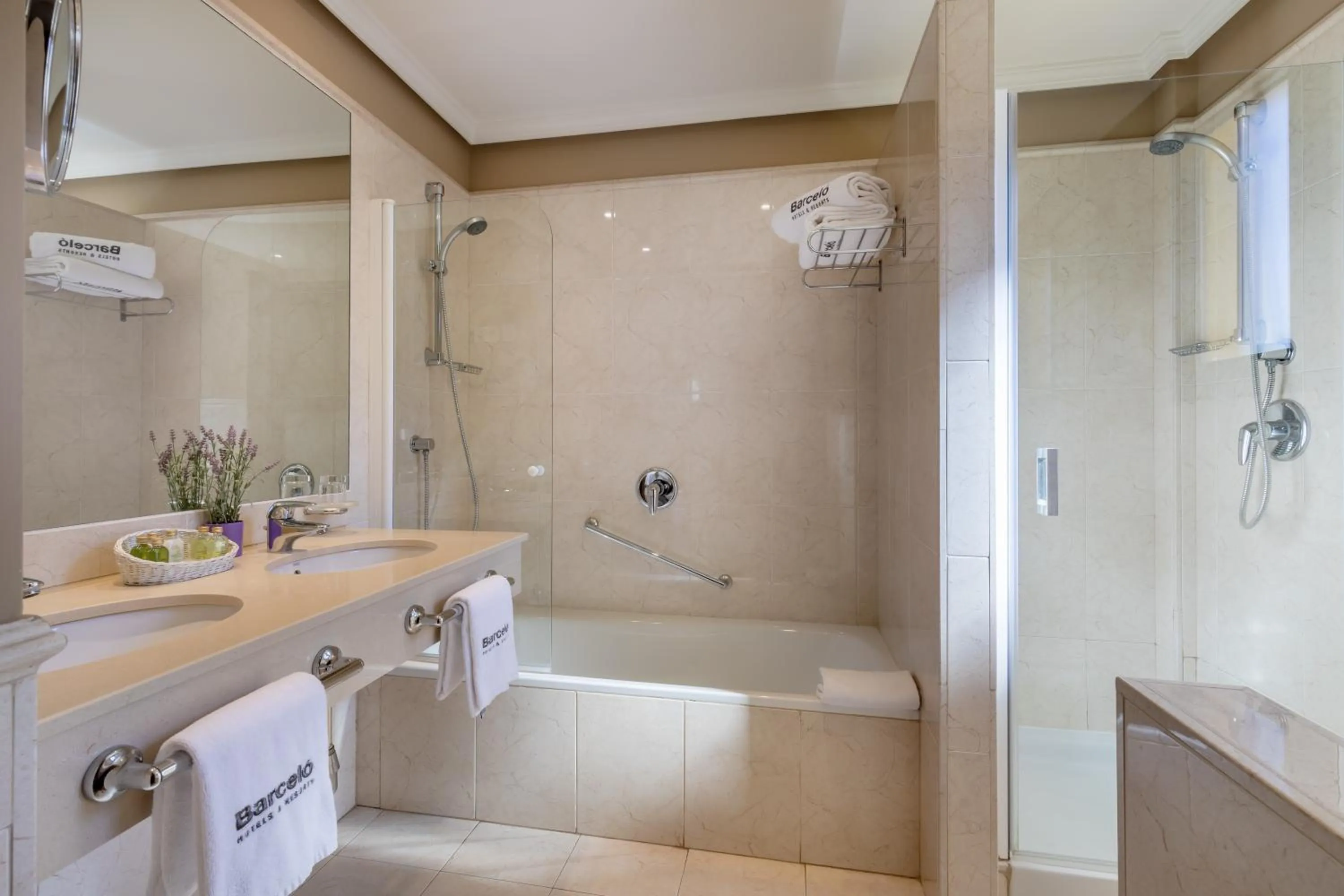 Bathroom in Barceló Montecastillo Golf