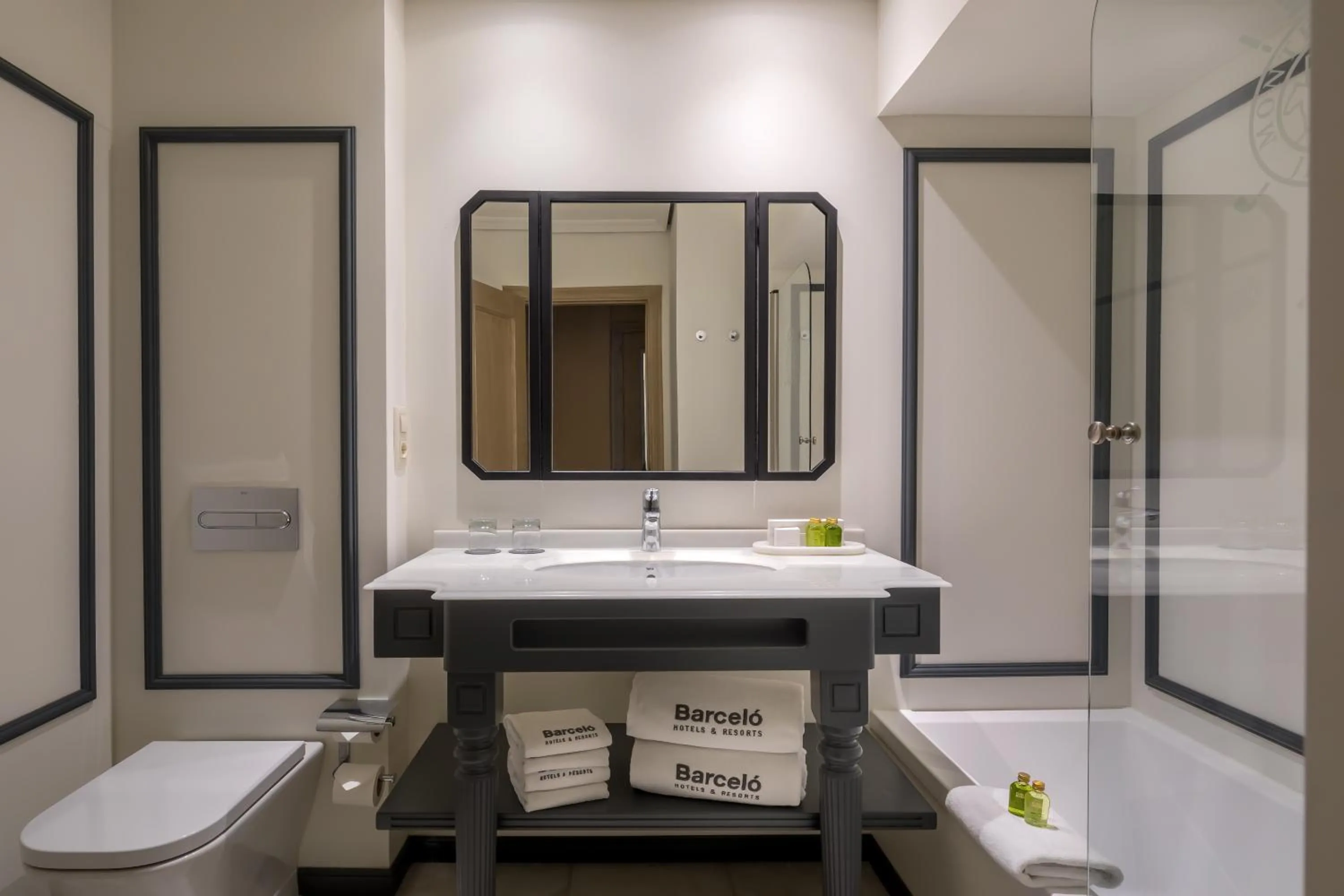 Bathroom in Barceló Montecastillo Golf