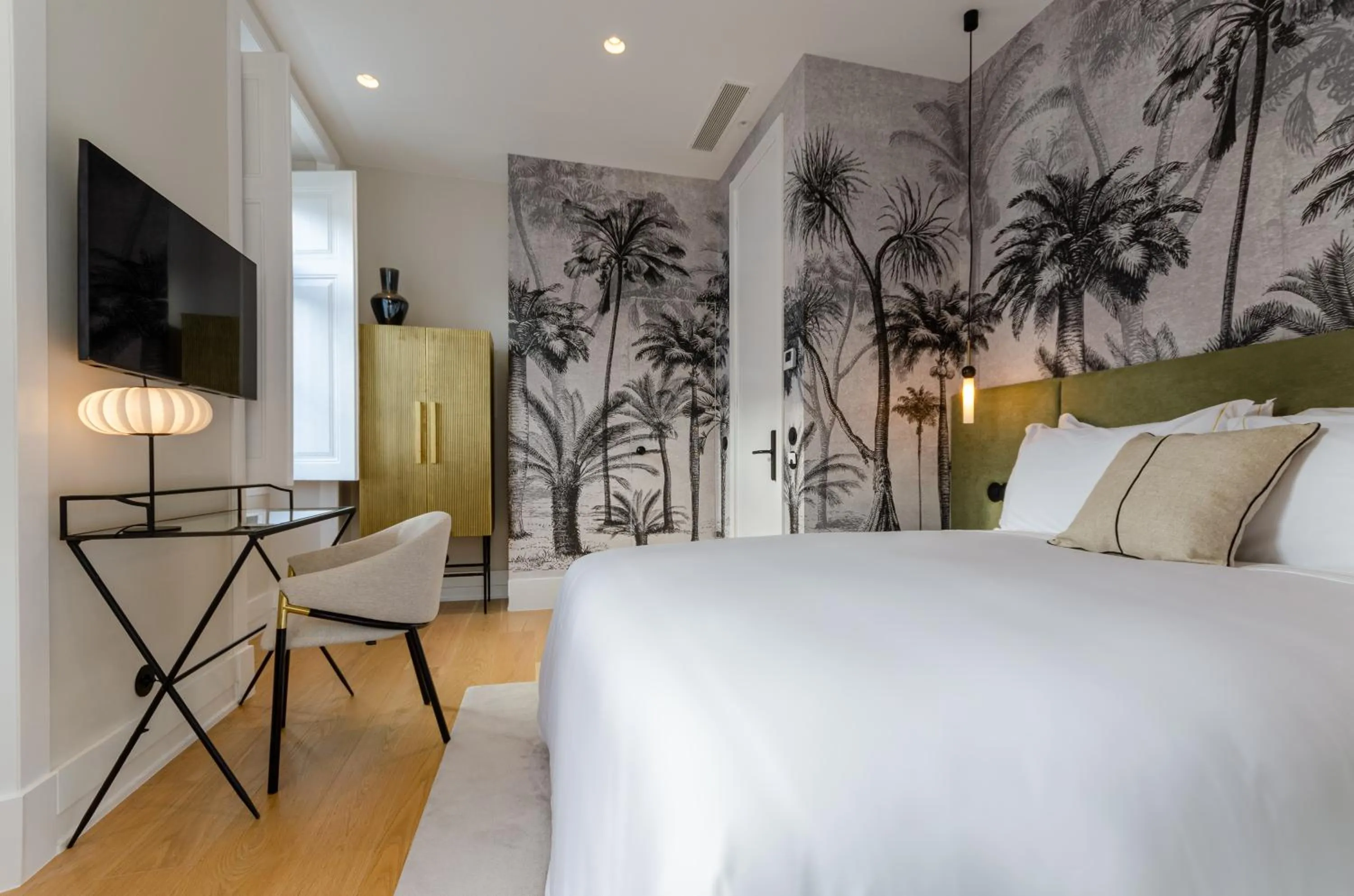 Bed in BCascais Boutique House by APT IIN Cascais Center