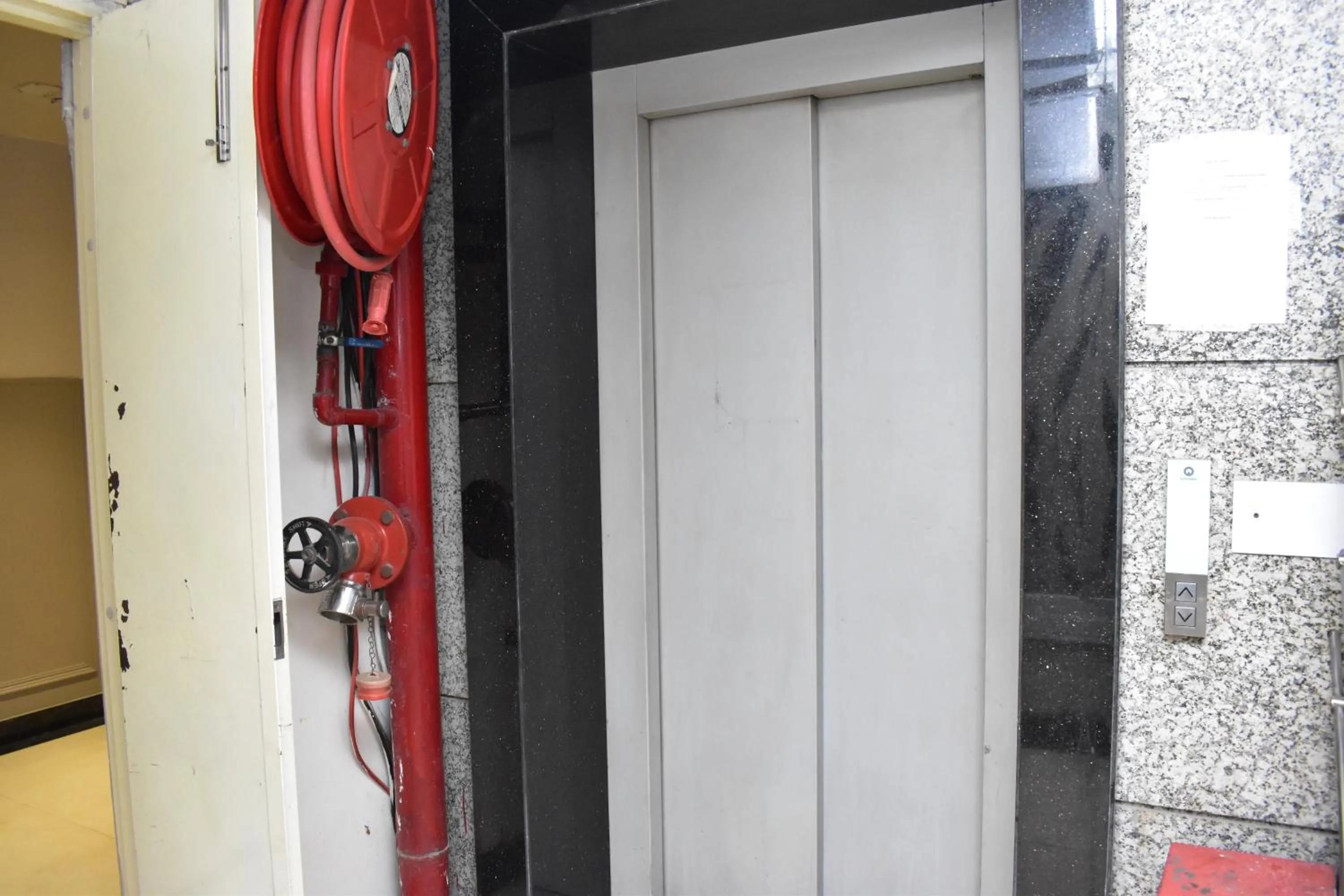 elevator in Qotel Comfort Golden Saffron Punjabi Bagh New Delhi