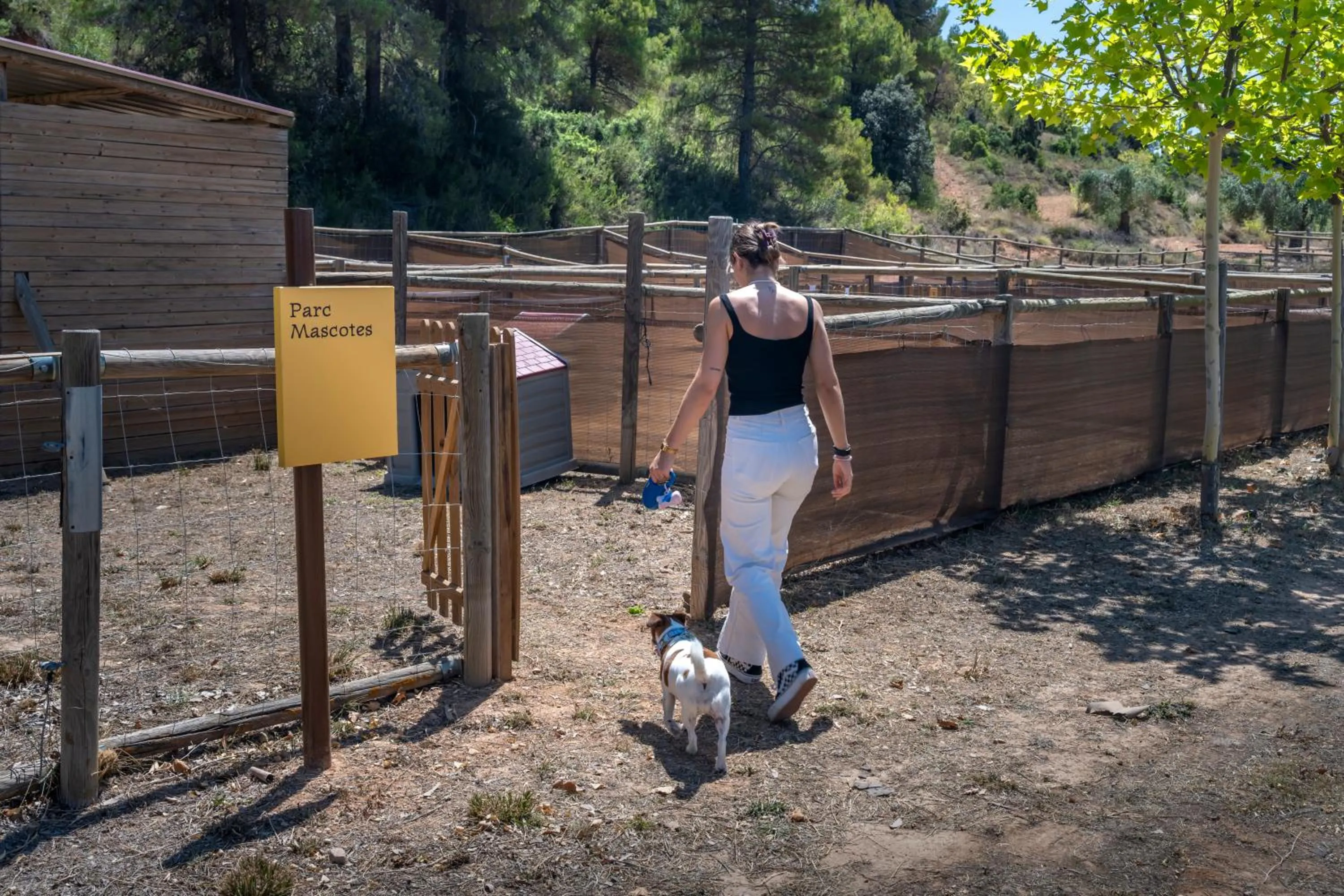 Animals in Hotel & Resort Vilar Rural d'Arnes by Serhs Hotels